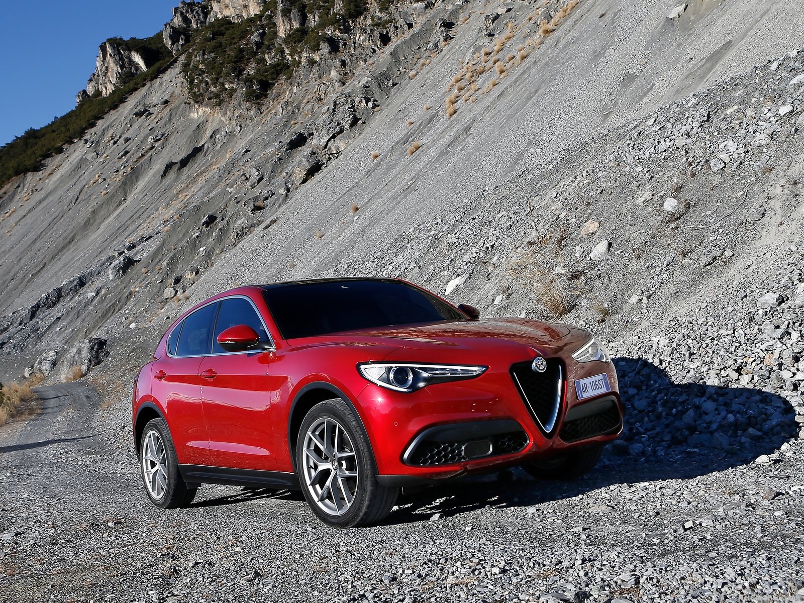 Alfa_Romeo-Stelvio-2018-1600-11