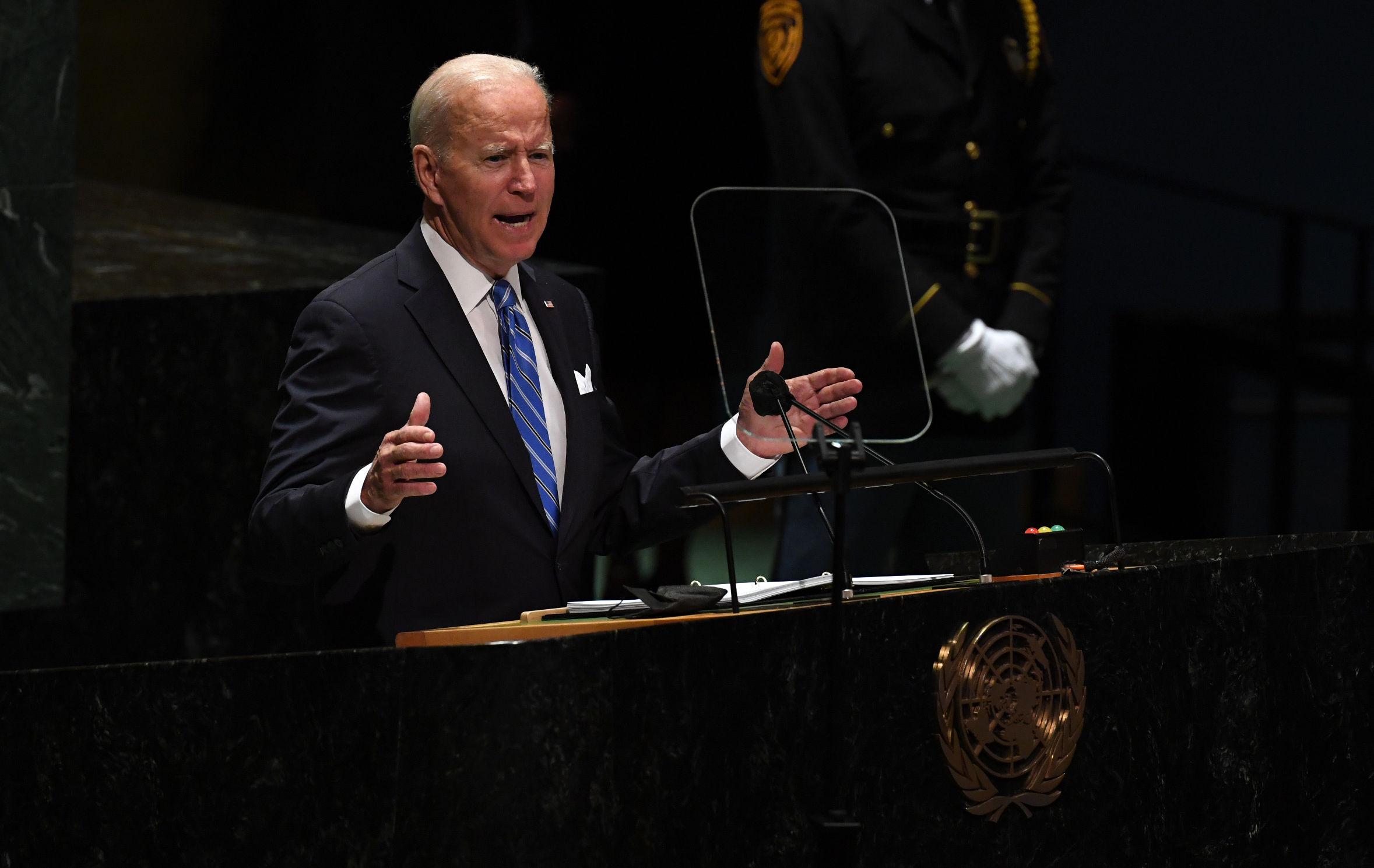 epa09479499 US President Joe Biden addresses the 76th Session of the UN General Assembly in New York City, USA, 21 September 2021.  EPA-EFE/TIMOTHY A. CLARY / POOL