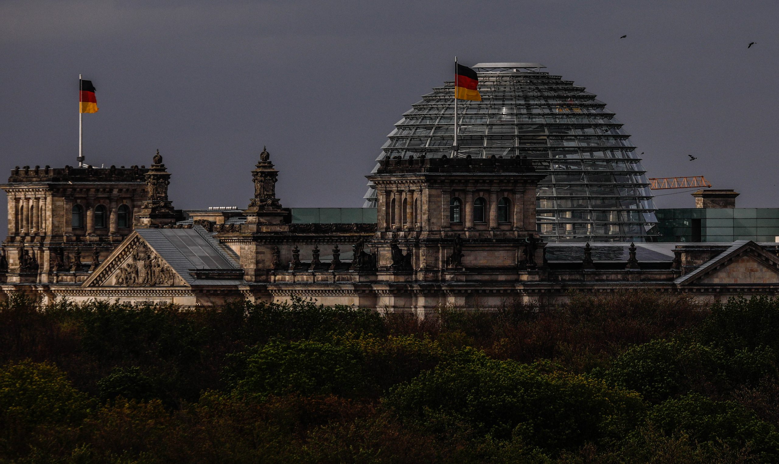 epa09177893 General view of German Parliament ?Bundestag? in Berlin, Germany, 04 May 2021.  EPA-EFE/FILIP SINGER