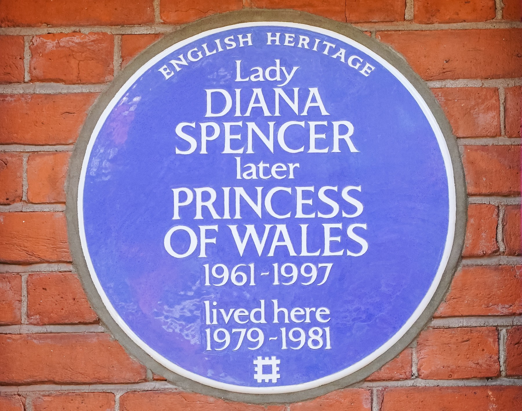 Princess of Wales blue plaque - London