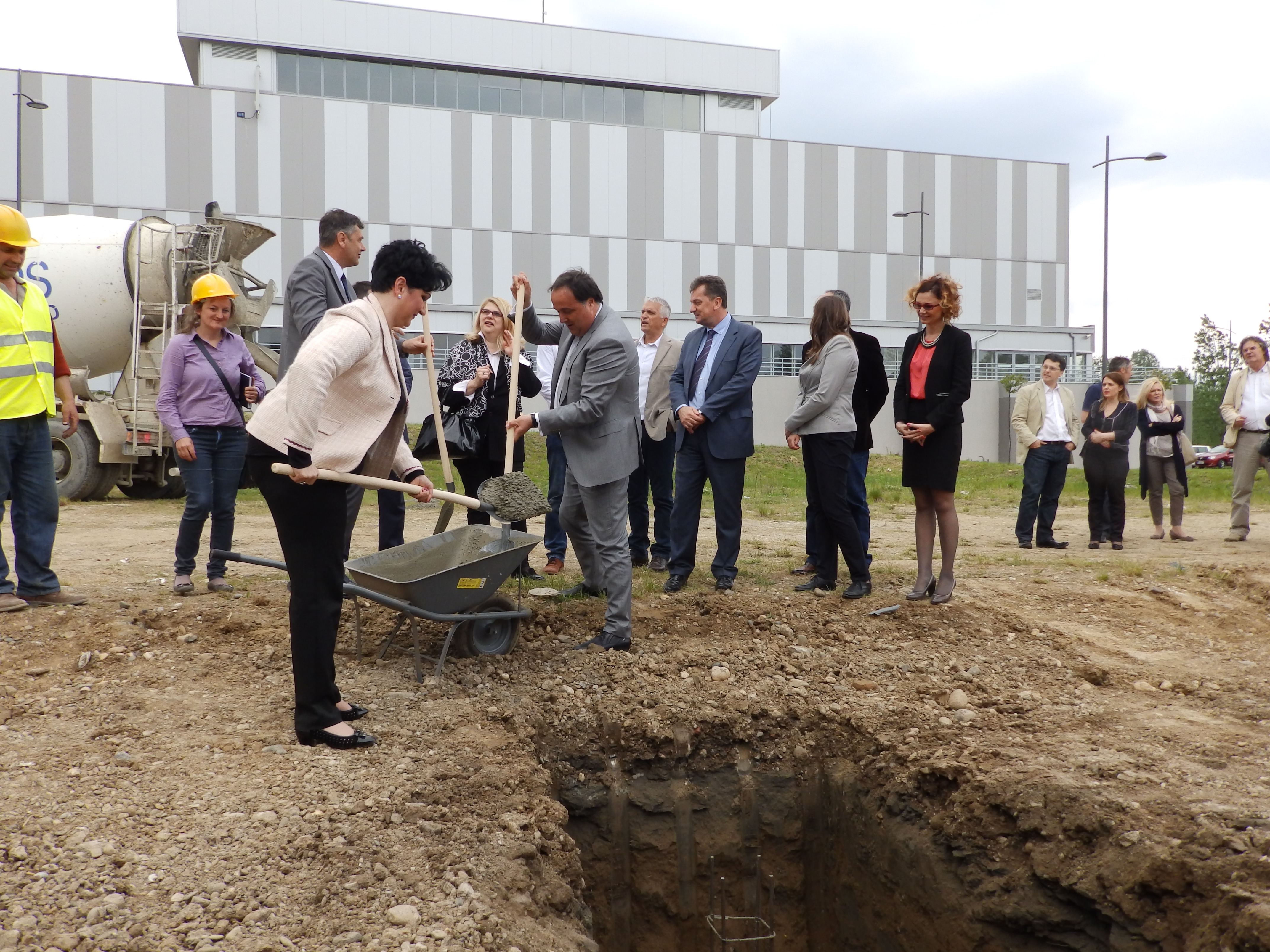 Kraljevo, zatvoreni bazen