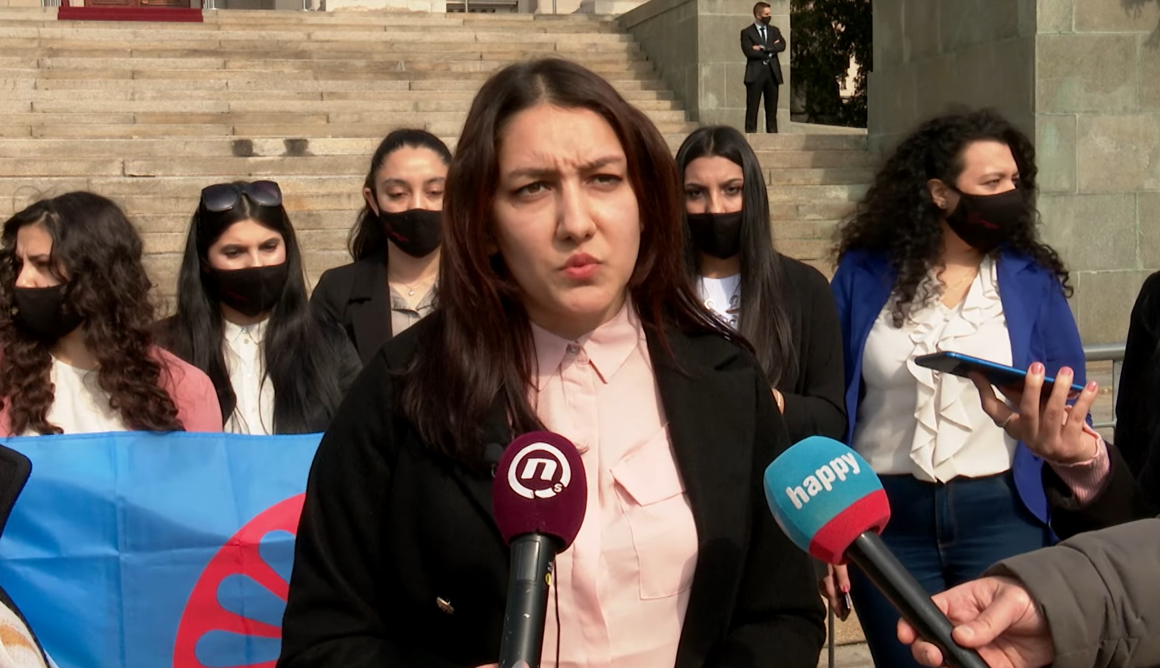 Nova S
Dan žena: Dačić nema vremena za Romkinje?