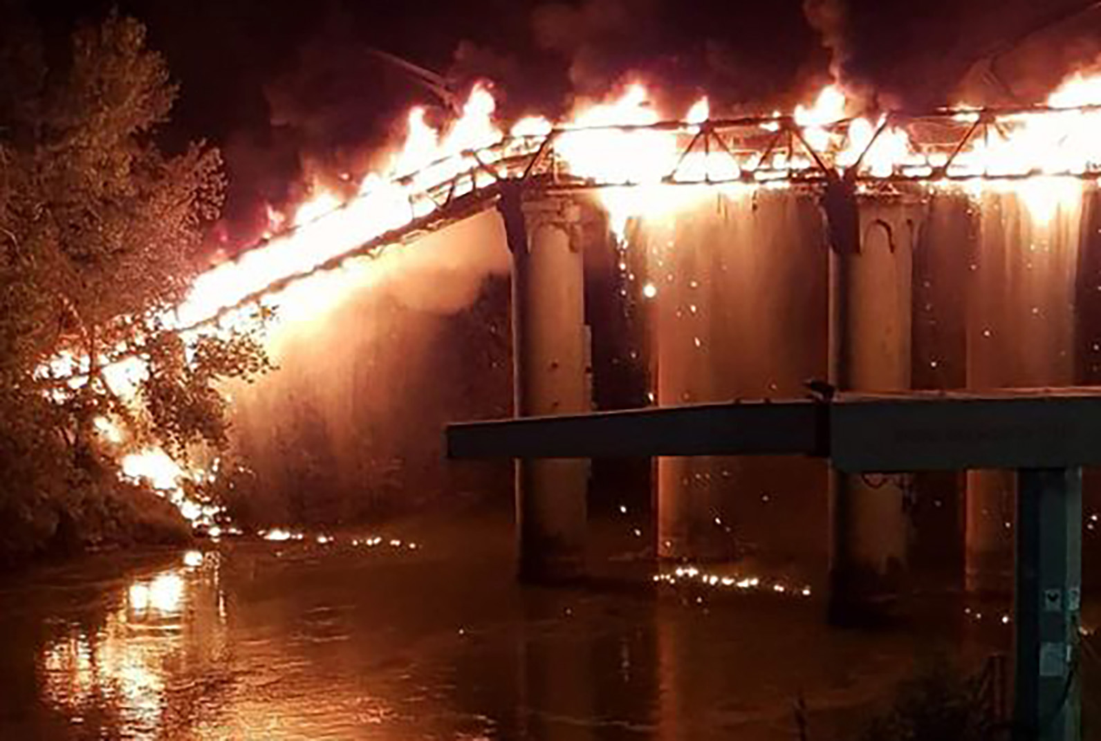 Italy, Rome: Ponte dell'Industria known as Ponte di Ferro, partially destroyed in a massive fire