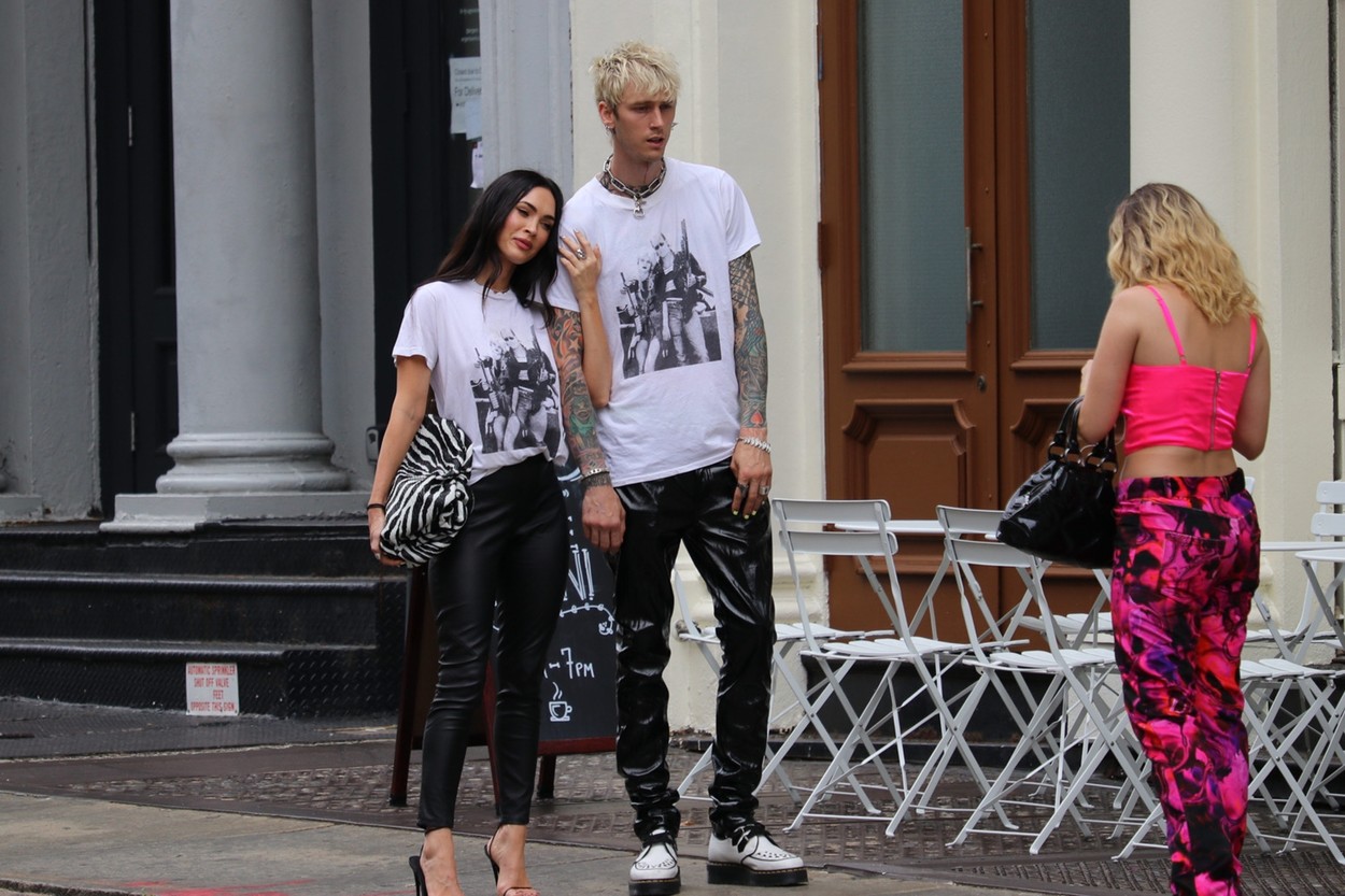 *PREMIUM-EXCLUSIVE* Megan Fox &amp; MGK Wear Matching Outfits in NYC