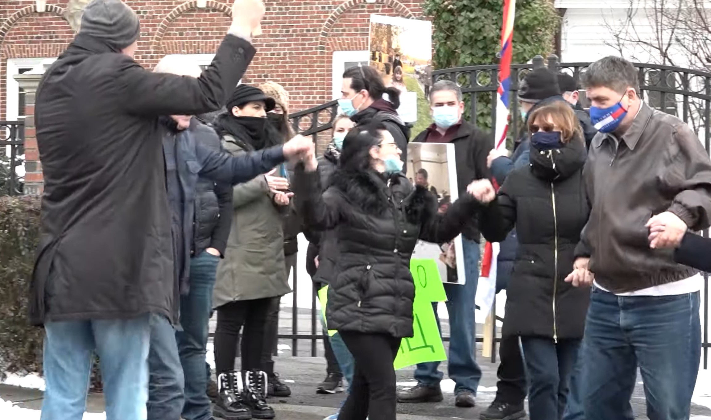 Medju nama
Kakve veze imaju Njujork i izbor za patrijarha?