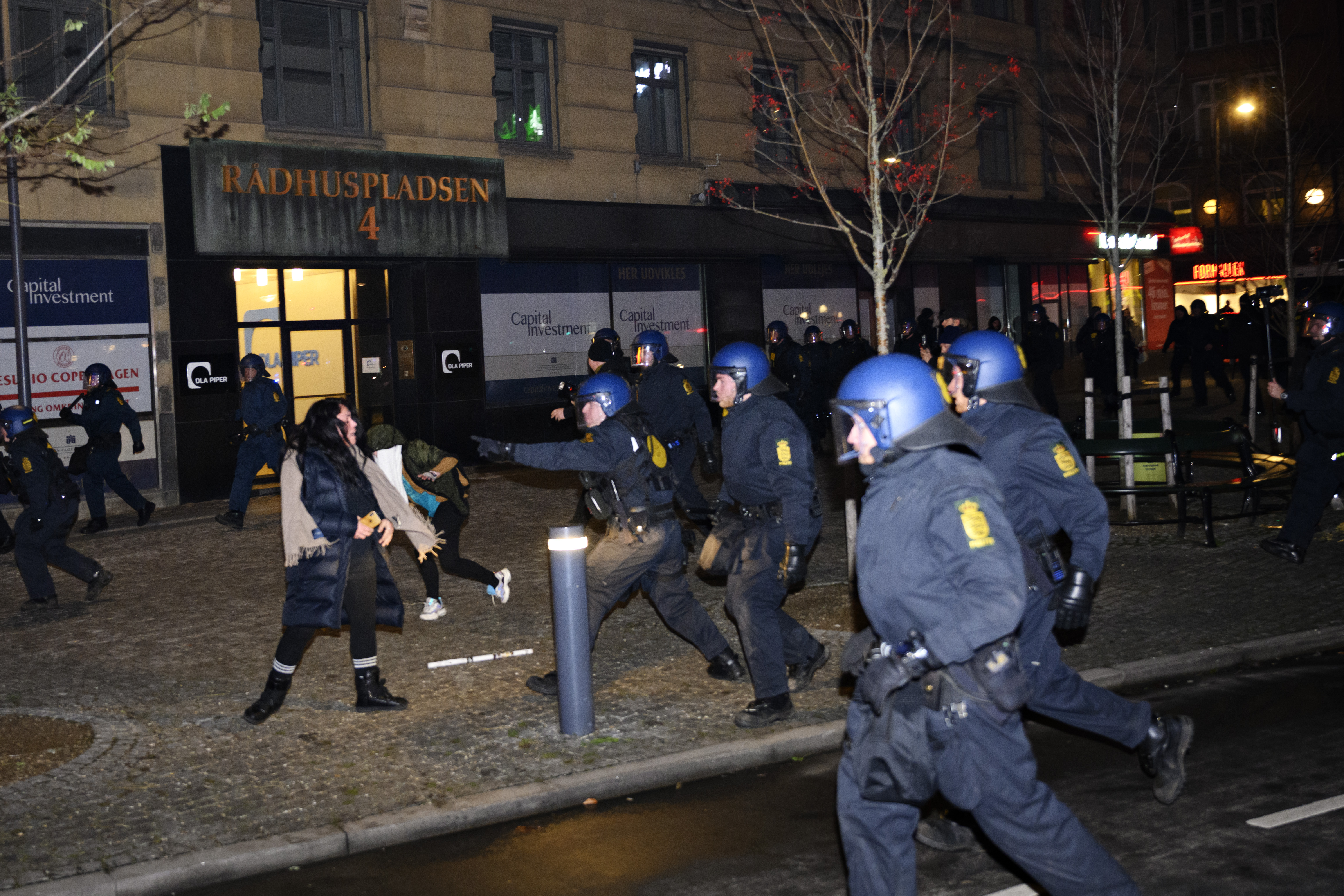 Danska protest, Demonstration against coronavirus restrictions in Copenhagen