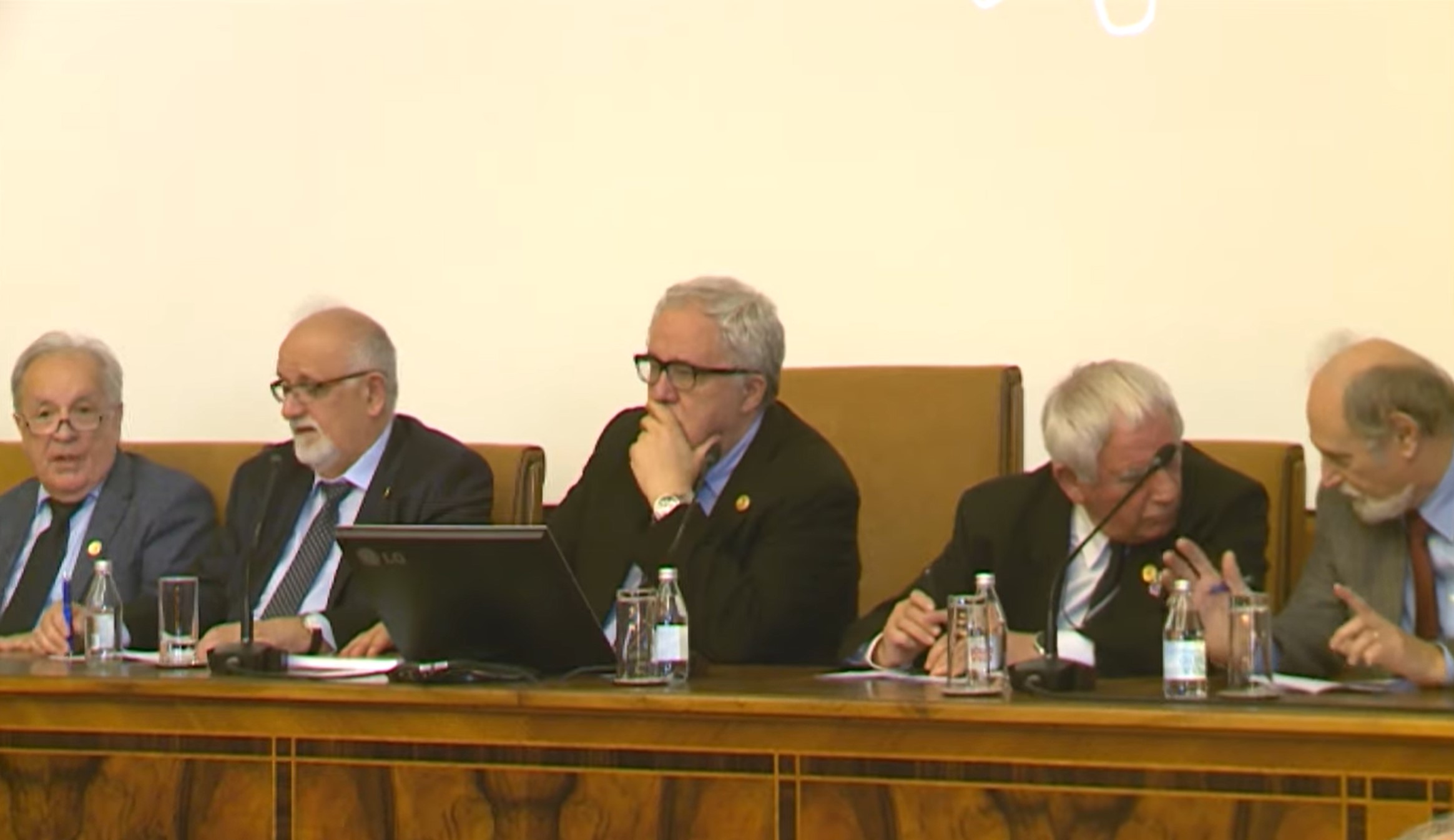 Kome smeta budna SANU?