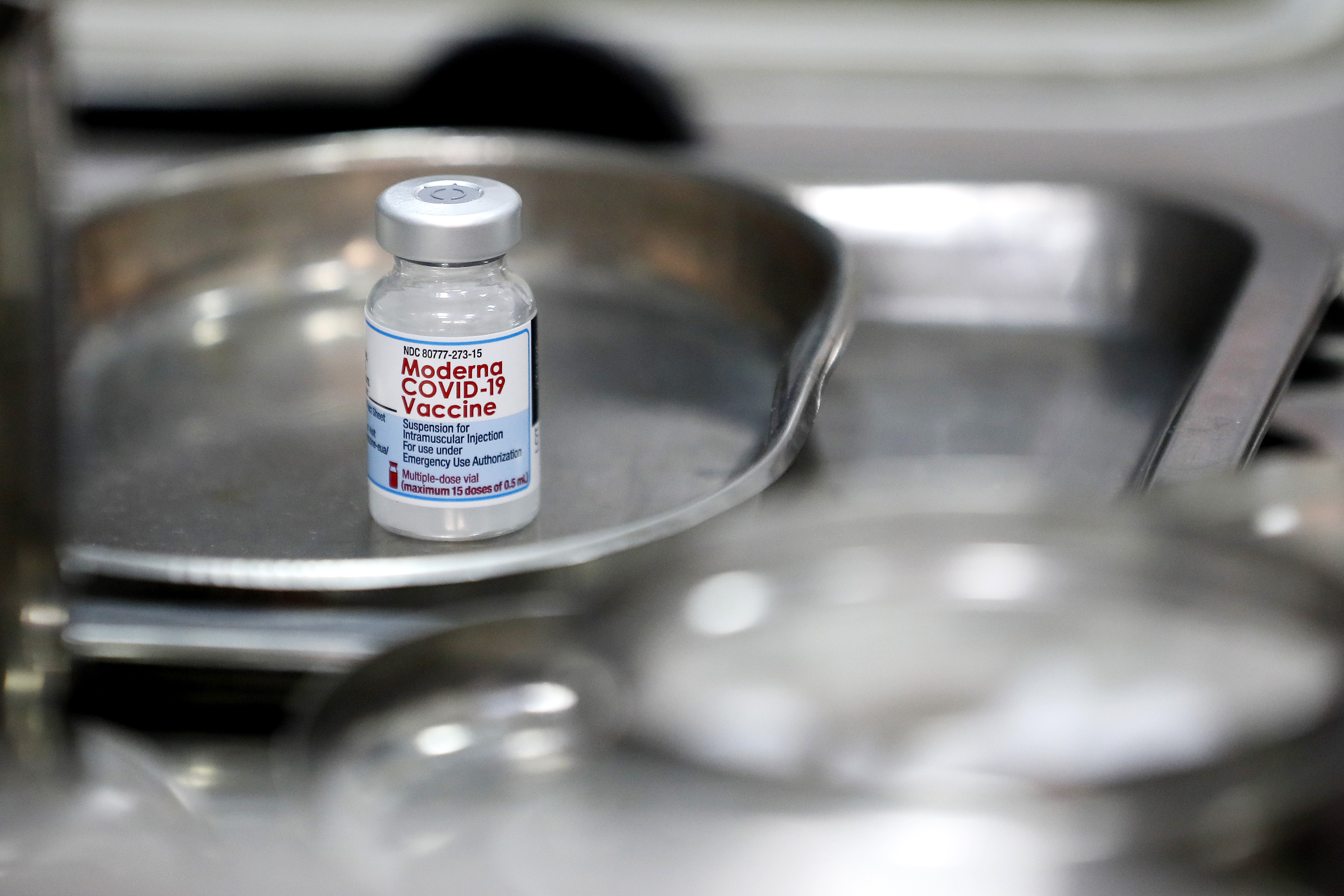 Japan suspends 1.6 million Moderna doses