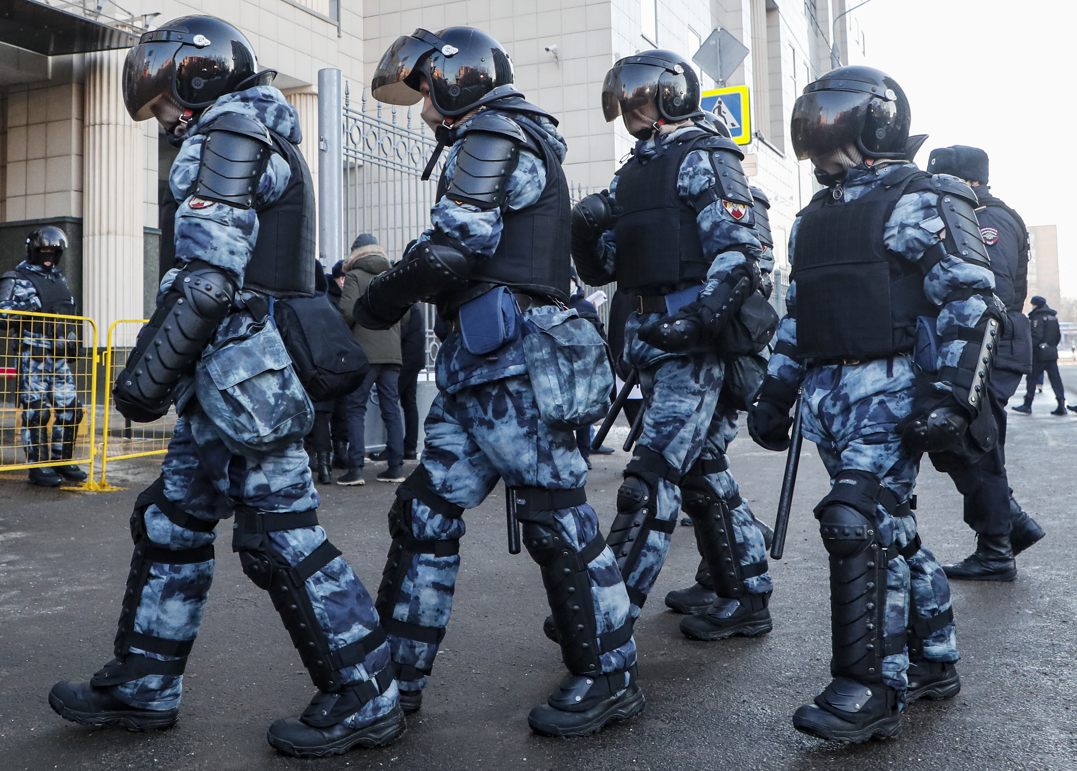 Navaljni suđenje, The Moscow City Court consider the requirement of the Federal Penitentiary Service to replace Navalny's suspended sentence with a real one