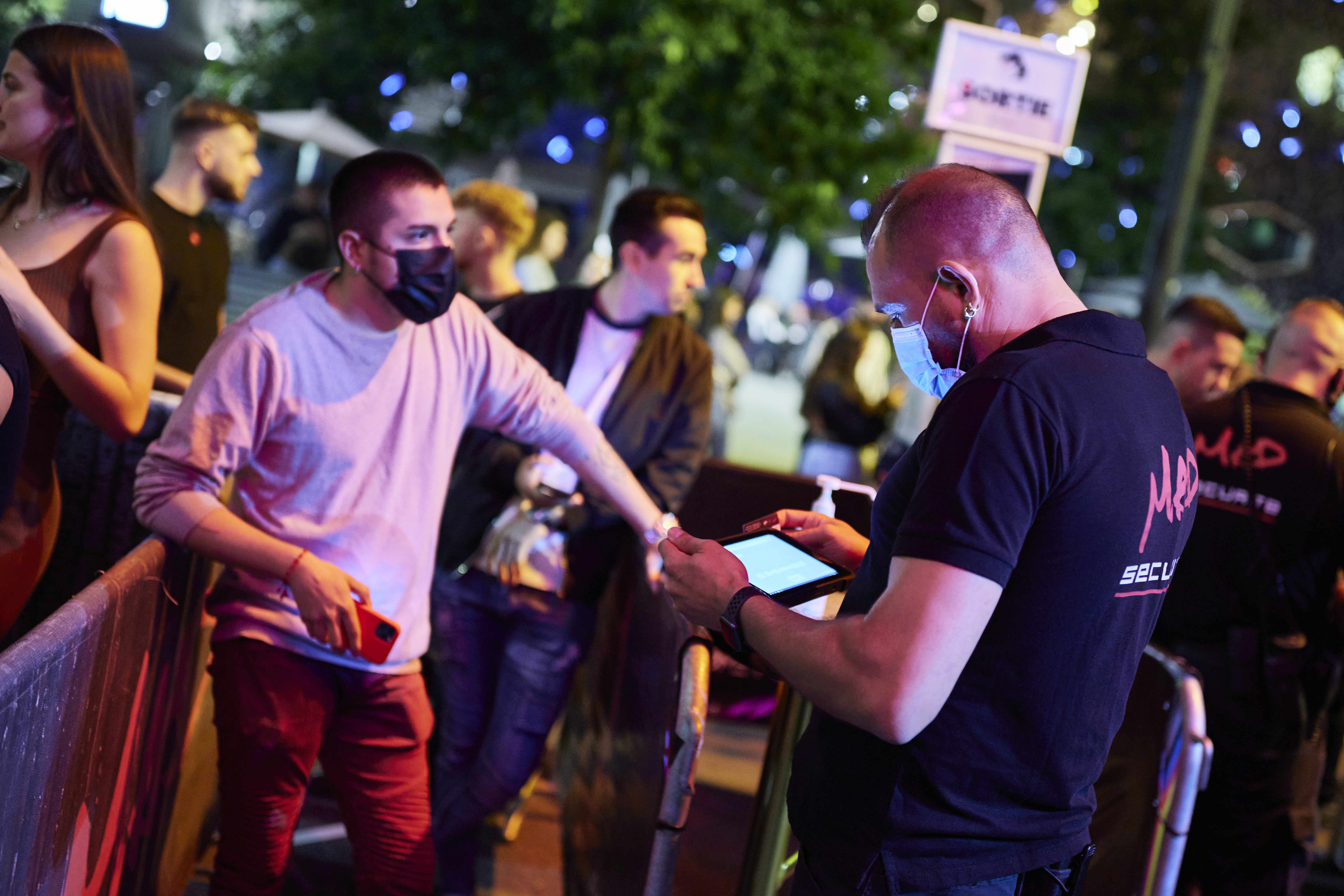 Switzerland lifts a range of COVID-19 restrictions