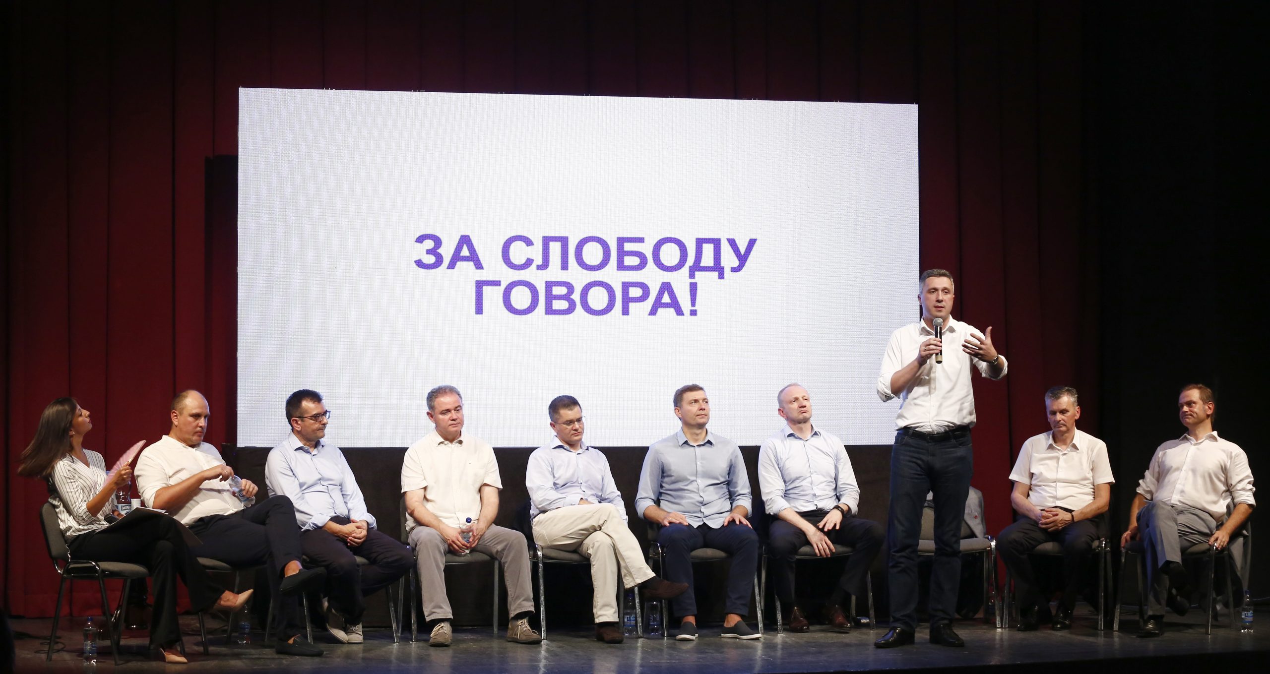 ŠABAC 01.08.2018. Željko Veselinović, Janko Veselinović, Zoran Lutovac, Vuk Jeremić, Nebojša Zelenović, Dragan Đilas, Bosko Obradović, Milan Stamatović, Borko Stefanović. Savez za Srbiju, SzS, opozicija, predstavljanje programa u Sapcu Foto: Vesna Lalić
