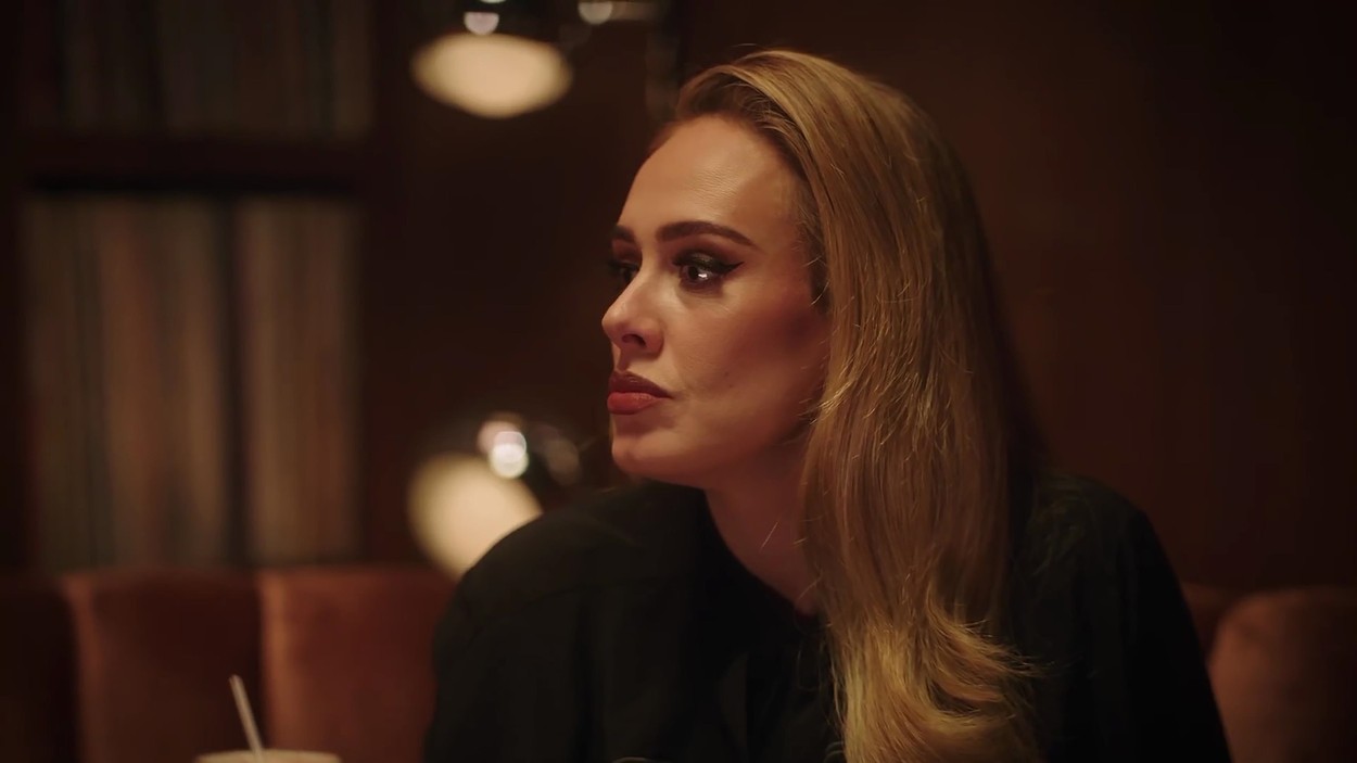 Adele sits down with Apple Music’s Zane Lowe