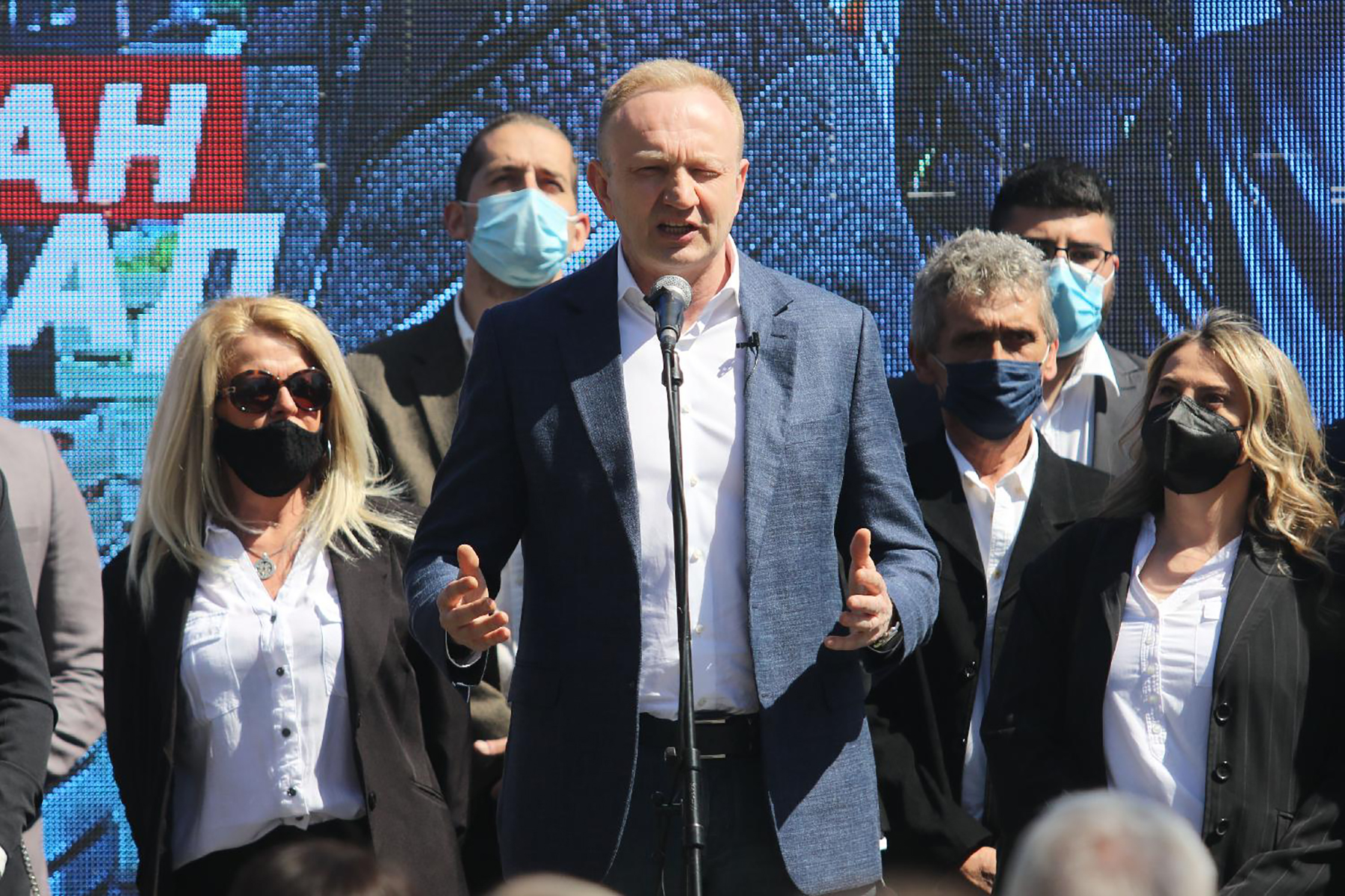 Mesto:  Beograd
Datum: Sat Apr 10 13:16:30 CEST 2021
Dogadjaj: POLITIKA - Konstituisanje Gradskog odbora Stranke slobode i pravde u Beogradu
Fotoreporter: Božana Pavlica
Ličnosti:  
Izvor: FoNet