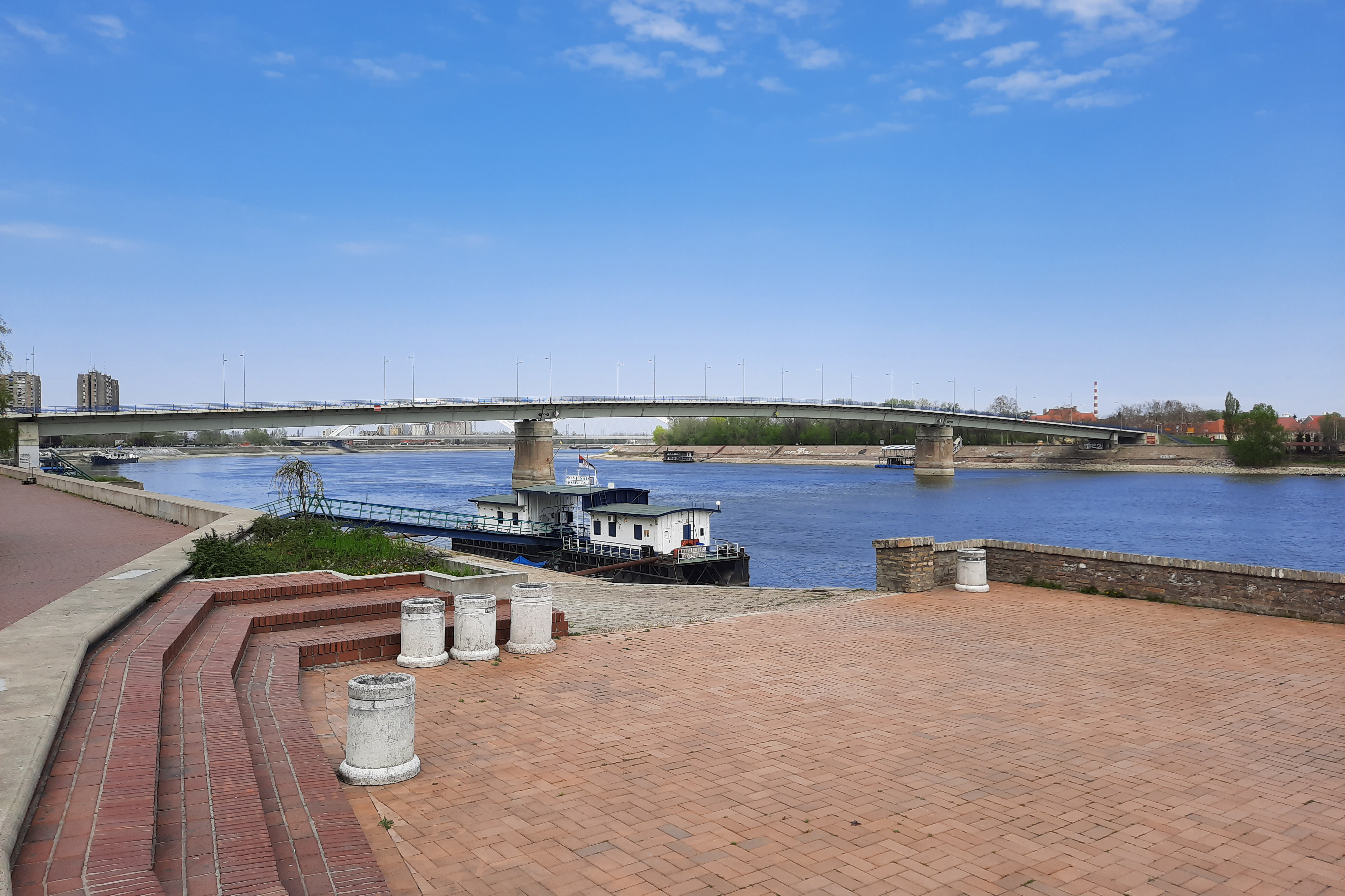 Novi Sad 11.04.2020. Proleće, Koronavirus, policijski čas, vikend, puste ulice, pust grad Foto: Ana Hegediš Lalić/Nova.rs