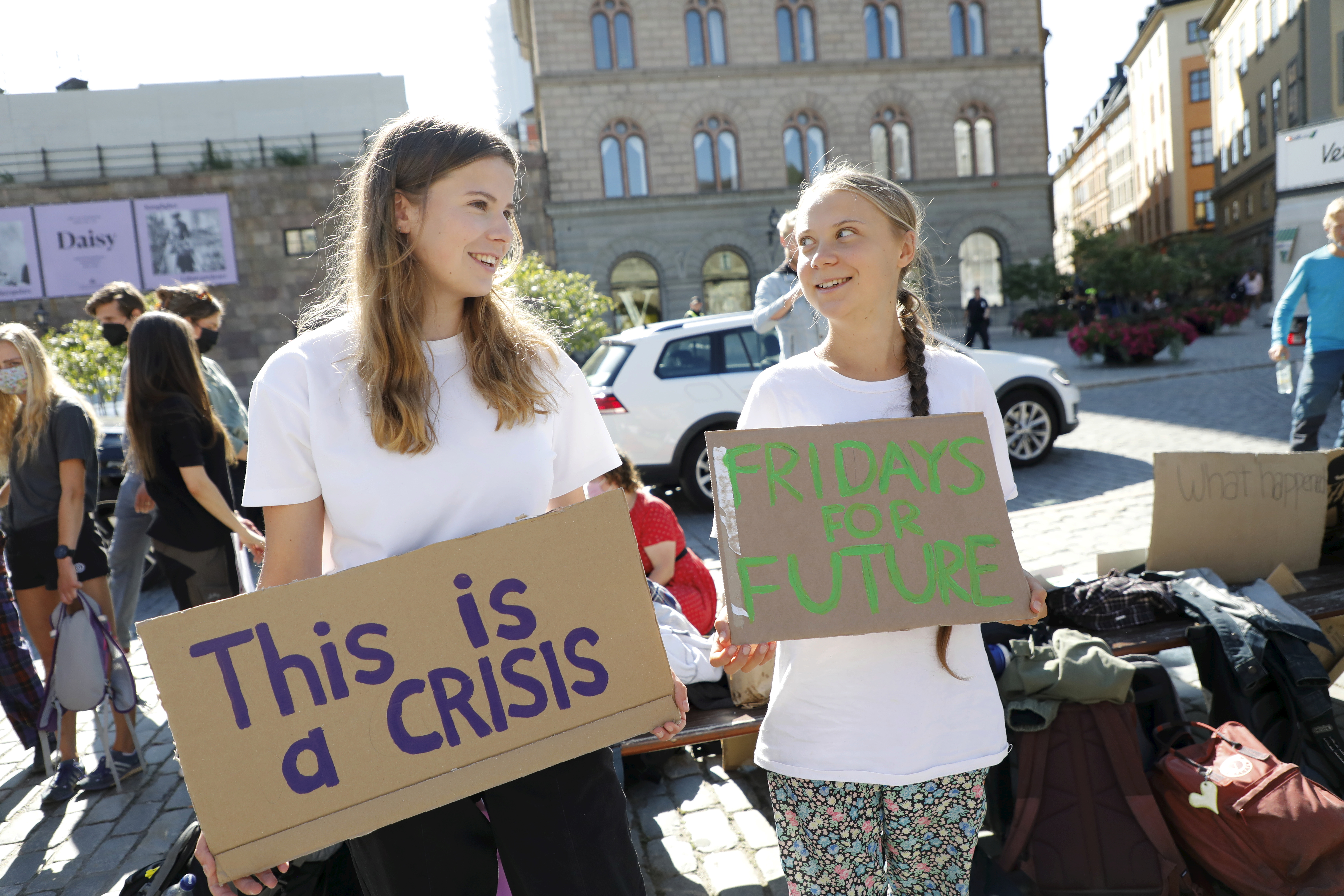 epa09421617 The german activist Luisa Neubauer and Greta Thunberg outside the Swedish Parliament during Friday's for Futures weekly demonstration, Stockholm, Sweden, 20 August 2021.  EPA-EFE/Christine Olsson/TT  SWEDEN OUT