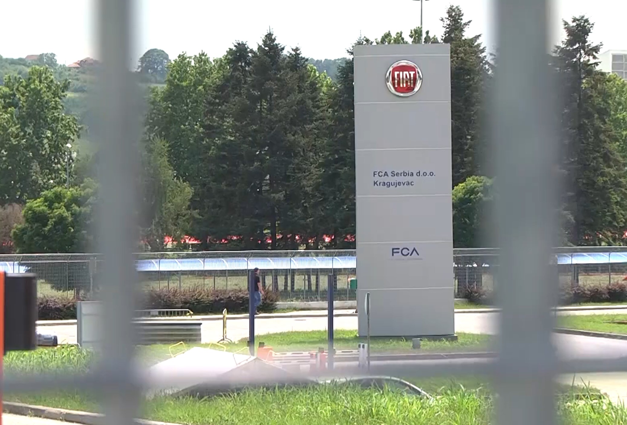 Medju nama, PKG ŠTRAJK FIJAT (ZLATIJA) - Fijat plastika: Šta žele štrajkači?