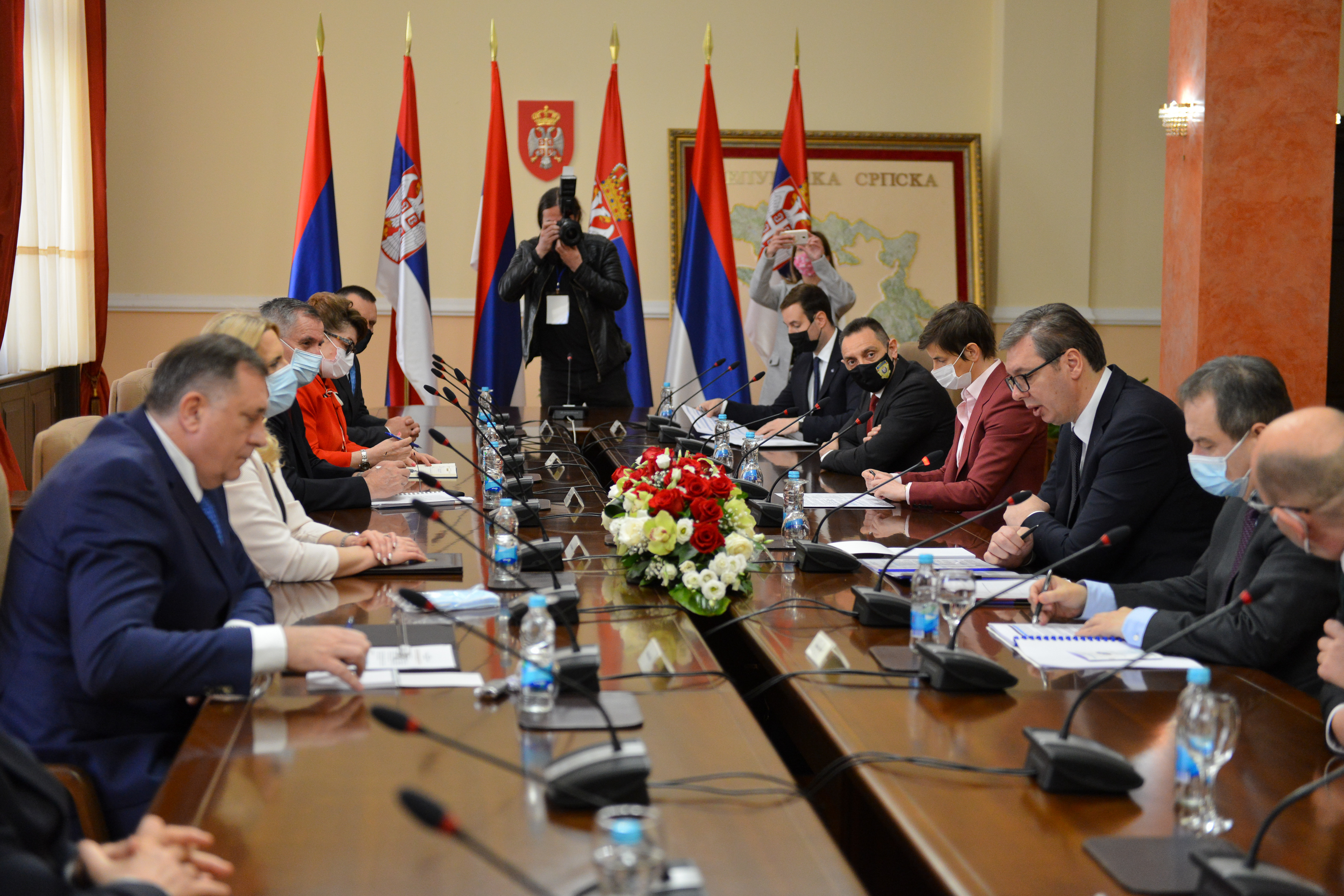 Banjaluka, 22. aprila 2021.-Predsedavajuci Predsednistva BiH Milorad Dodik i predsednik Srbije Aleksandar Vucic na sastanku Visokog saveta za saradnju Republike Srbije i Republike Srpske. FOTO TANJUG/ STRAHINJA ACIMOVIC/ nr