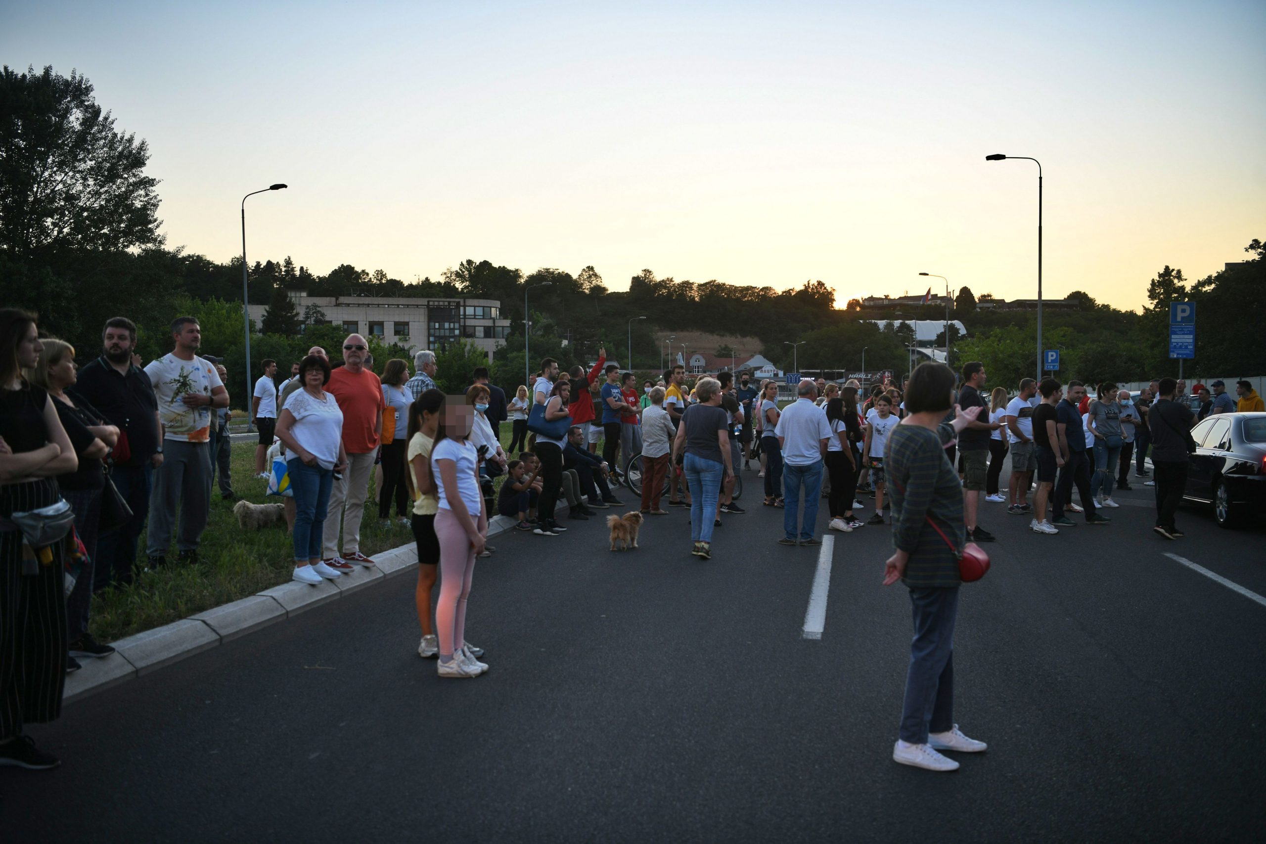 Beograd 07.06.2021. Protest, stanari bloka 37, blok 37, protest protiv izgradnje poslovnog objekta Foto: Filip Krainčanić/Nova.rs