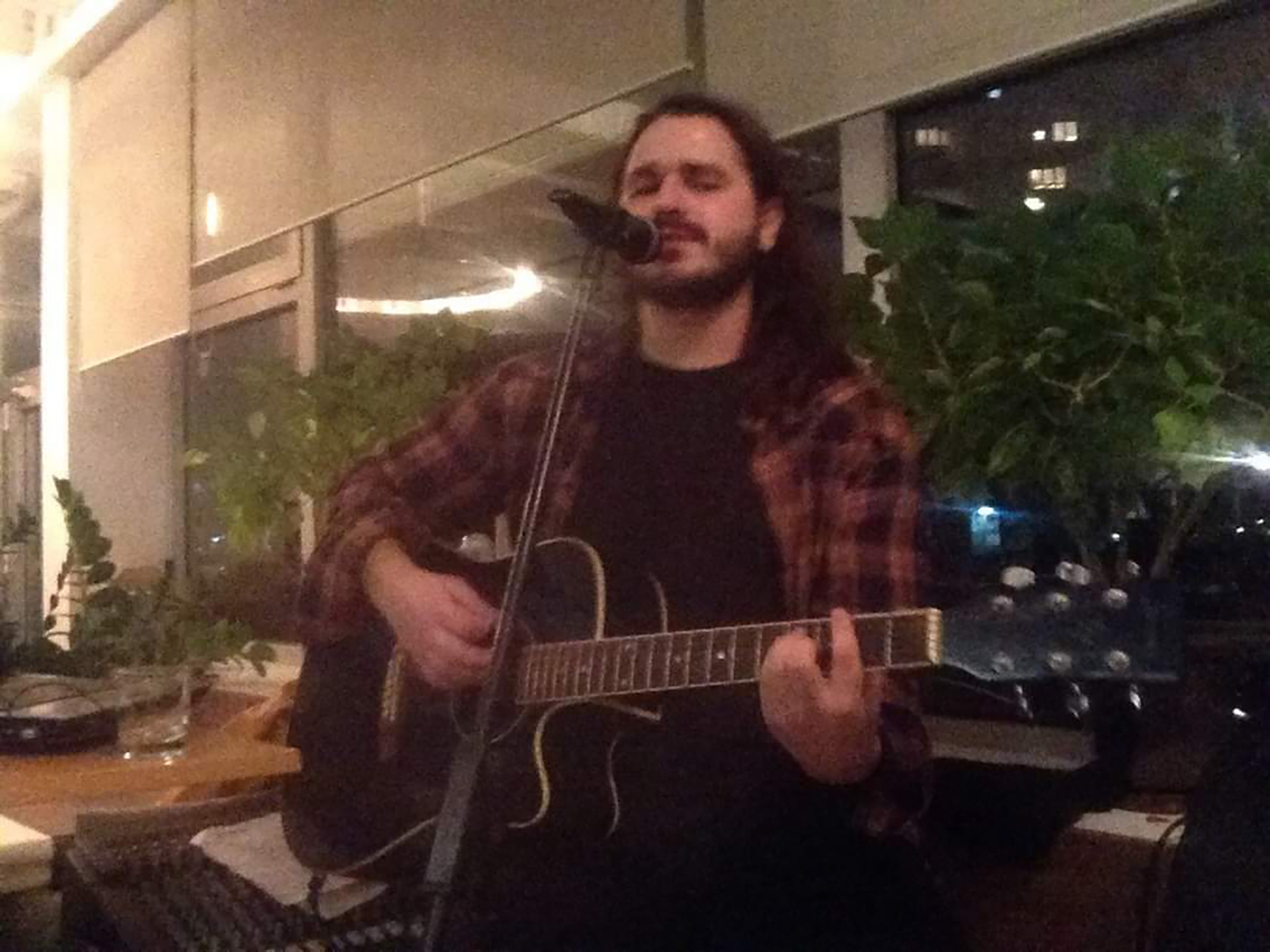 Marko Marinković
Studenjak se seća Marka: Podignut spomenik tragično stradalom mladiću Marku Marinkoviću, studentu Učiteljskog fakulteta u Beogradu