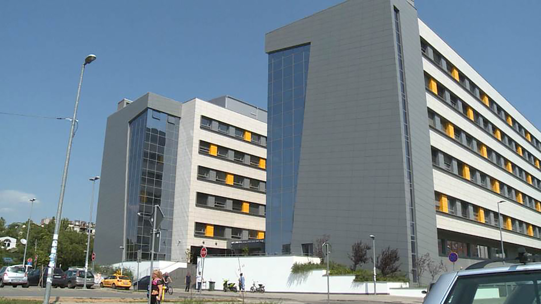 klinicki centar nis zgrada