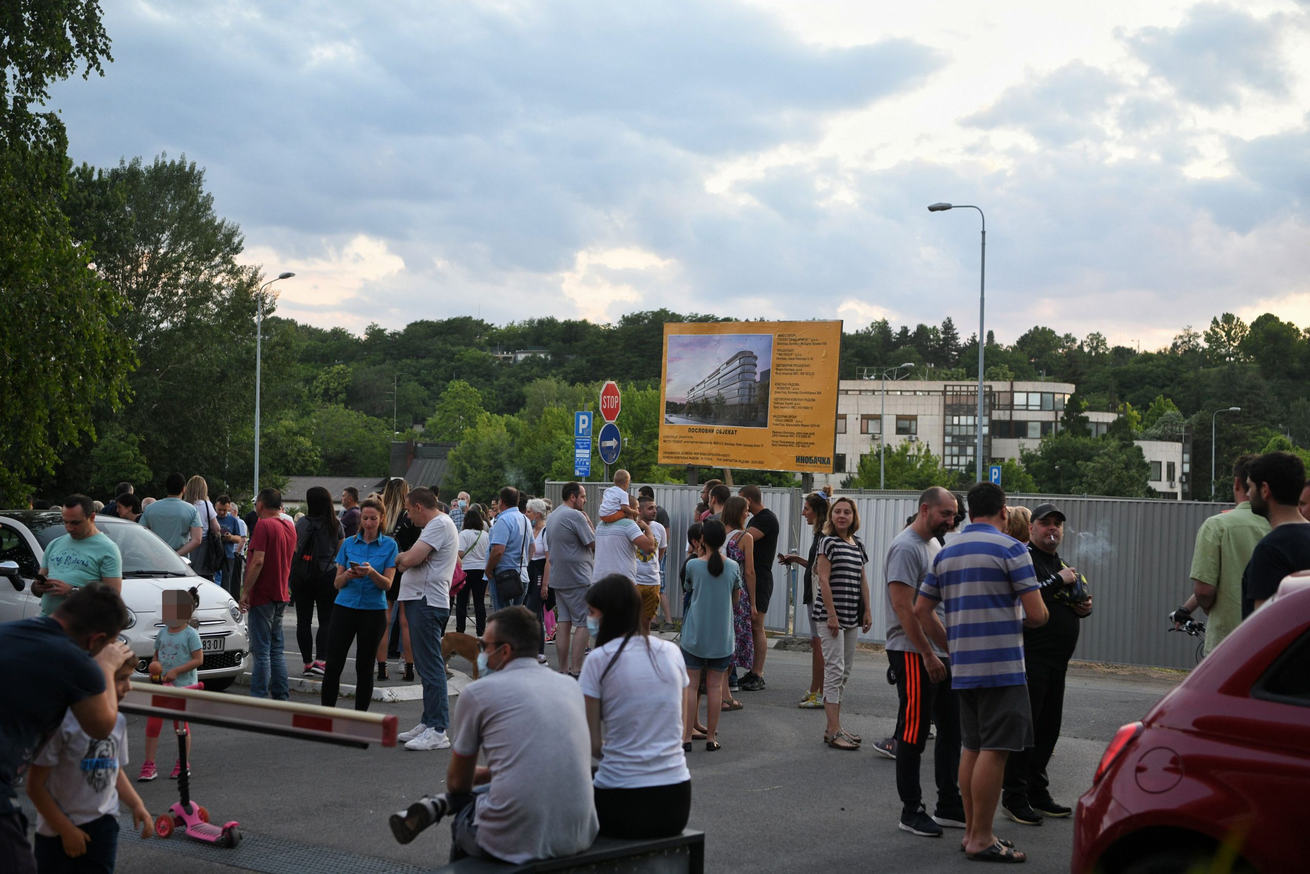 Beograd 08.06.2021. Protest, stanari bloka 37, blok 37, protest protiv izgradnje poslovnog objekta Foto: Filip Krainčanić/Nova.rs