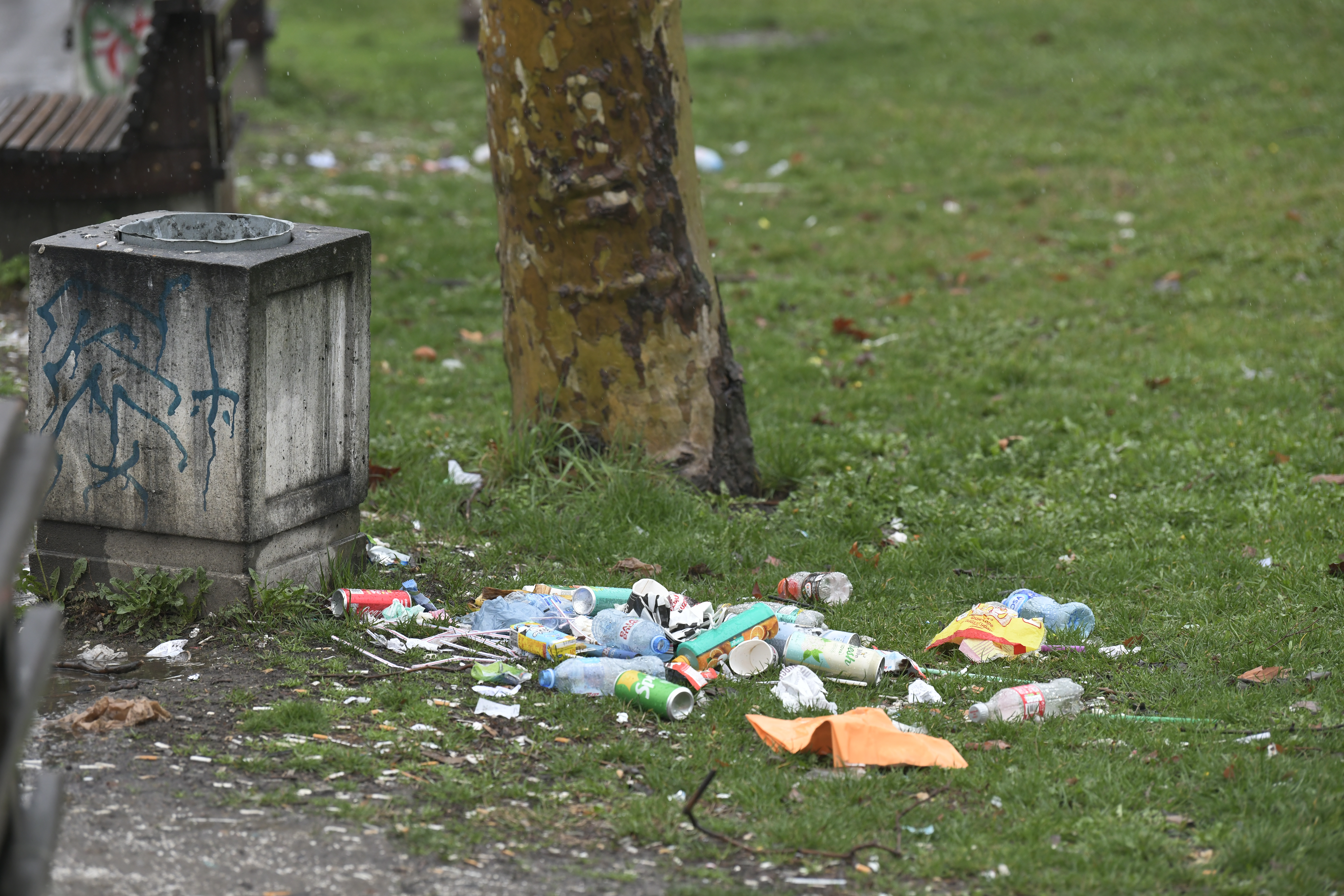 beograd 04.03.2020 đubre, kanta, odpad Foto: Zoran Lončarević/Nova.rs
