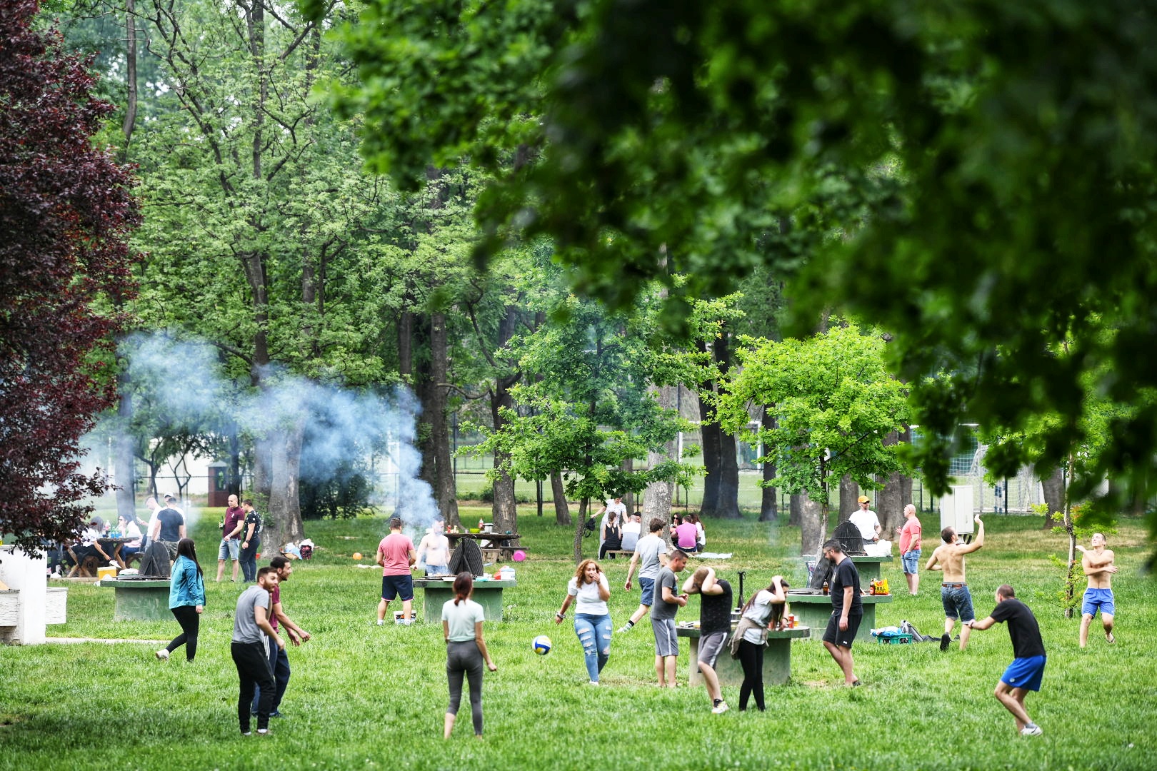Beograd, 16.05.2020. Ada Ciganlija, vikend, subota, lepo vreme, gužva, roštilj Foto: Vesna Lalić/Nova.rs