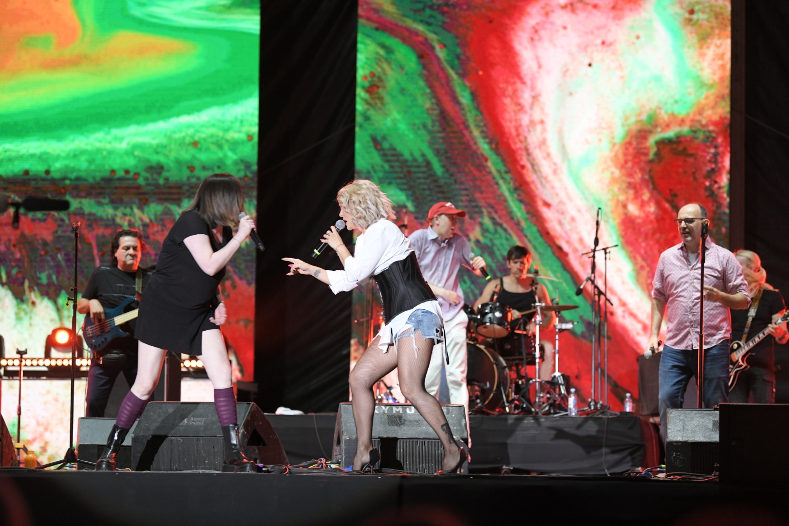 Beograd 18. avgust 2021. Prvo vece Beogradskog Bir festa na Uscu, Belgrade Beer Fest 2021, Muzički festival Belgrade Beer fest 2021, Tap 011 nastup Ivan Peters i Goca Trzan Foto:Dragan Mujan/Nova.rs