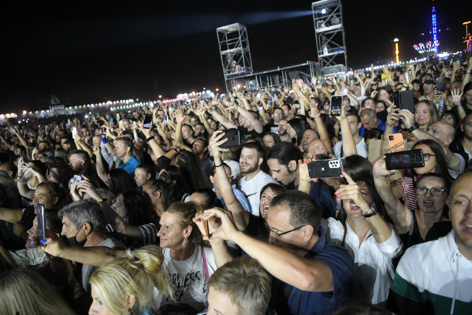 Beograd 18. avgust 2021. Prvo vece Beogradskog Bir festa na Uscu, Belgrade Beer Fest 2021, Muzički festival Belgrade Beer fest 2021, Bijelo dugme Foto:Dragan Mujan/Nova.rs