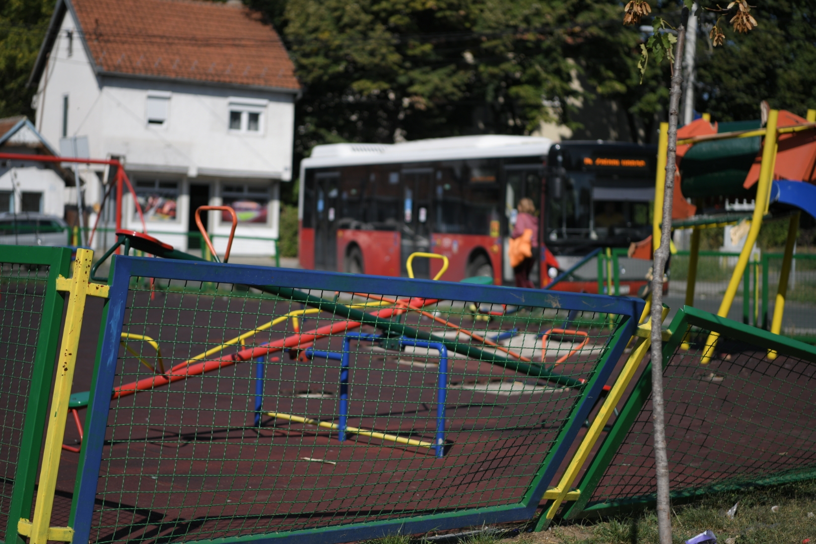 Beograd 25.09.2021. Zemun, mesto nesrece, autobus, decje igraliste Foto: Dragan Mujan/Nova.rs