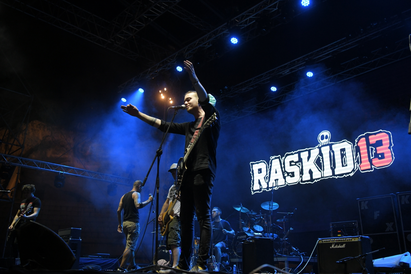 Beograd 21.08.2021. Grupa Raskid 13, predgrupa, Koncert grupe Hladno pivo na stadionu Tašmajdan, Stadion Tašmajdan Foto: Dragan Mujan/Nova.rs