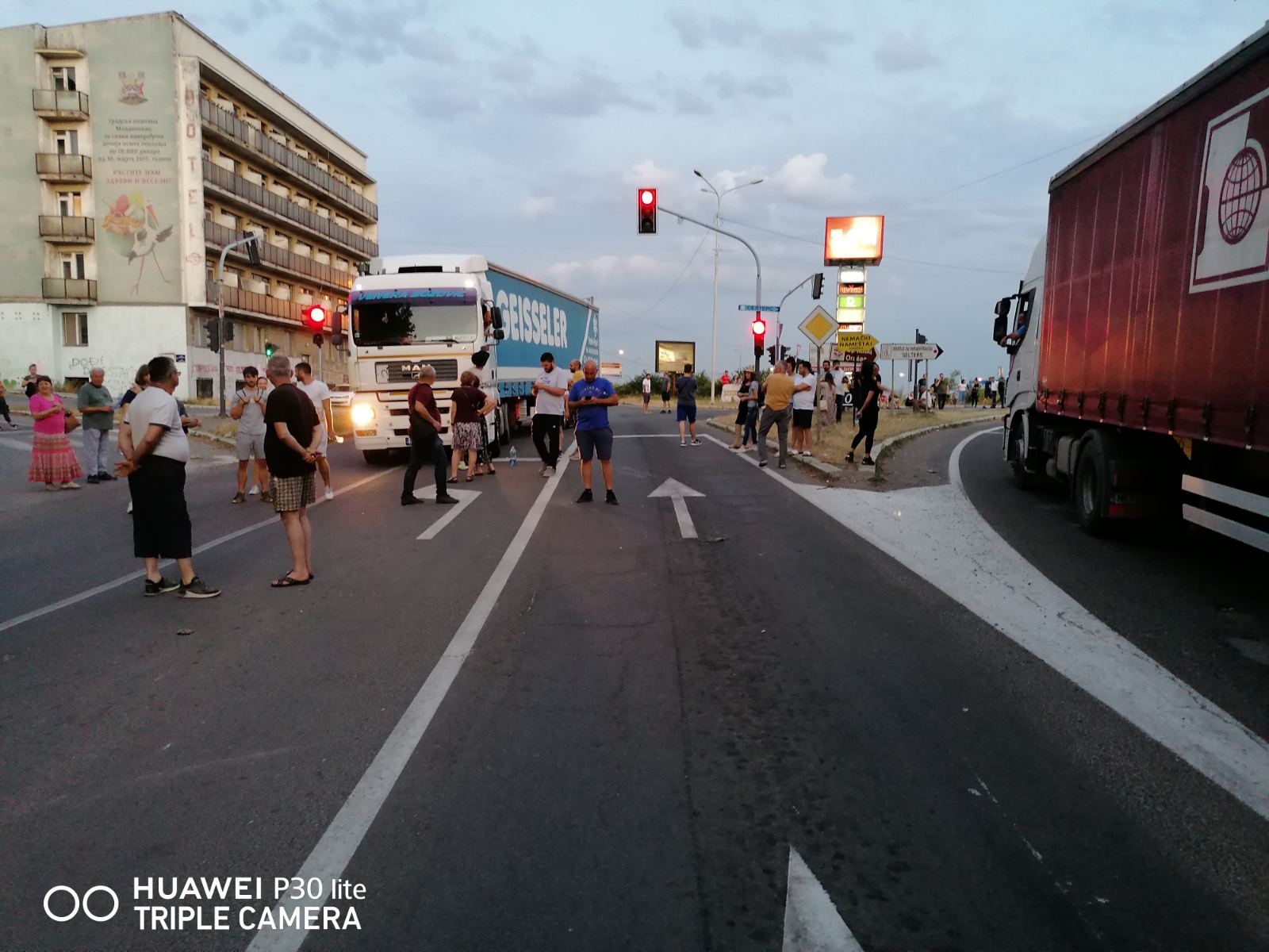 IMG-033e9975e6e464fb8de5b43b2d5bbf12-V