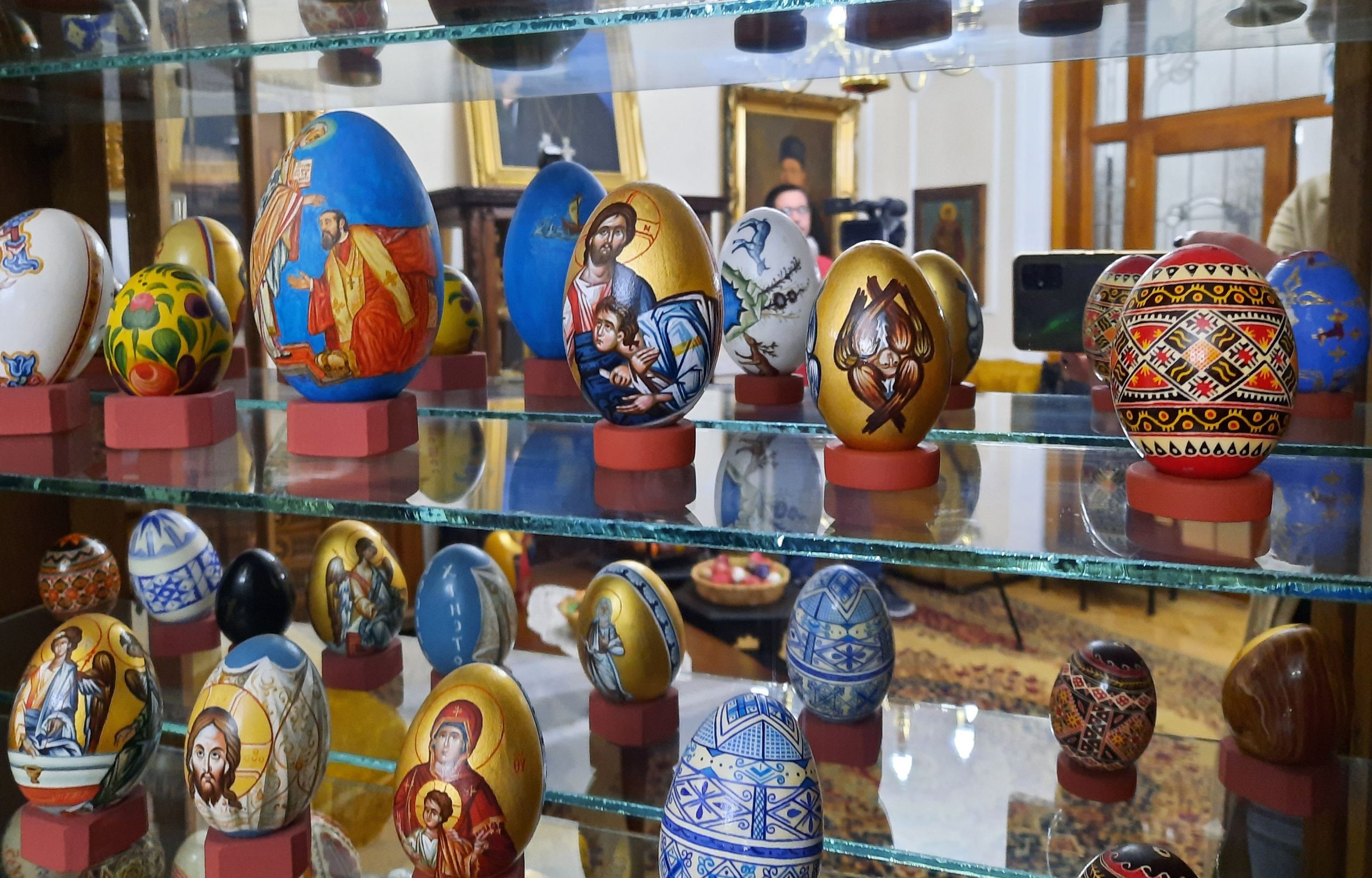 Kragujevac 01.05.2021. Izložba uskršnjih jaja u Šumadijskoj Eparhiji, jaja, Uskrs, izložba, Eparhija šumadijska Foto: Aleksandra Petrović/Nova.rs