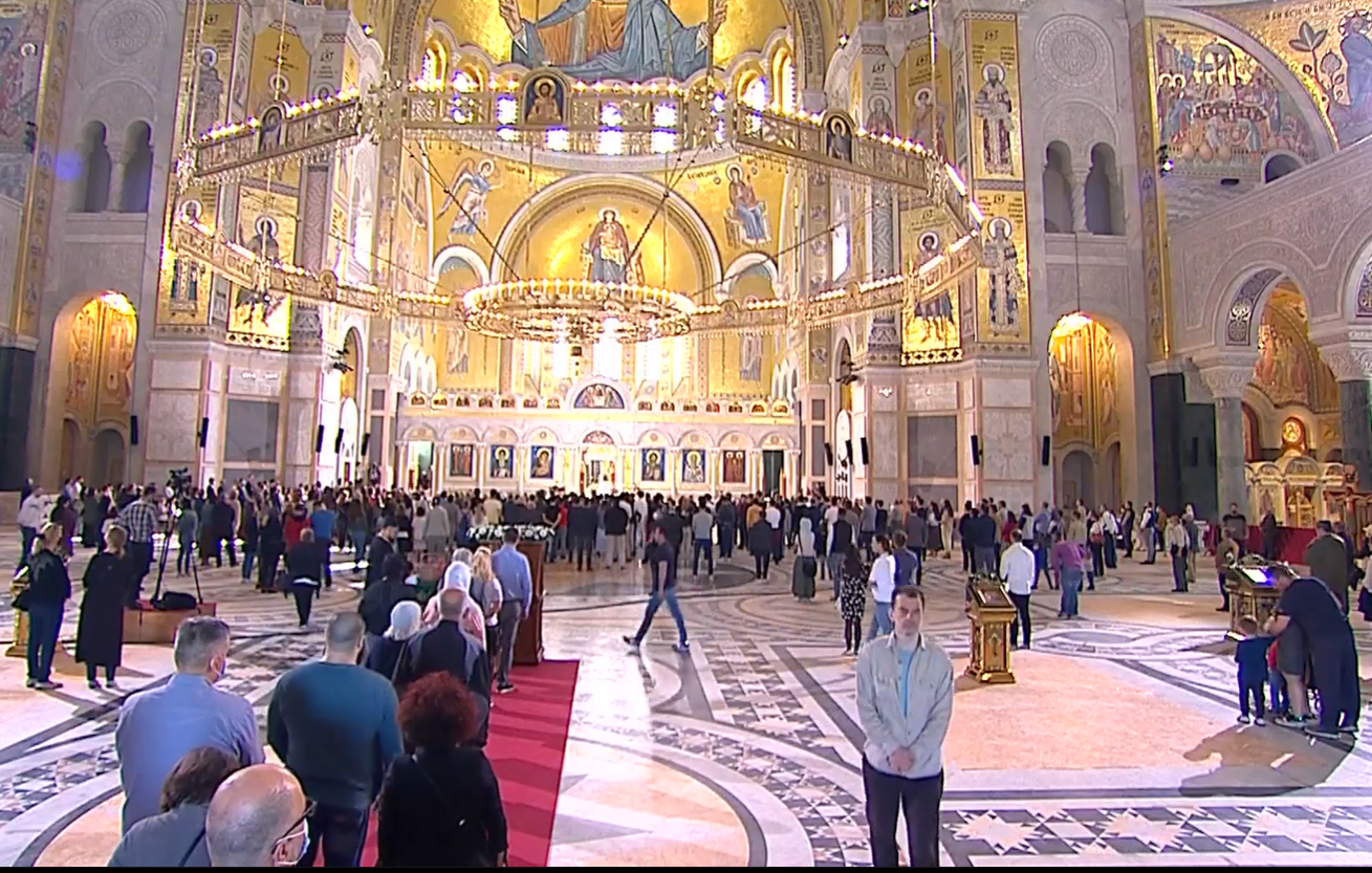 Liturgija - hram Svetog Save