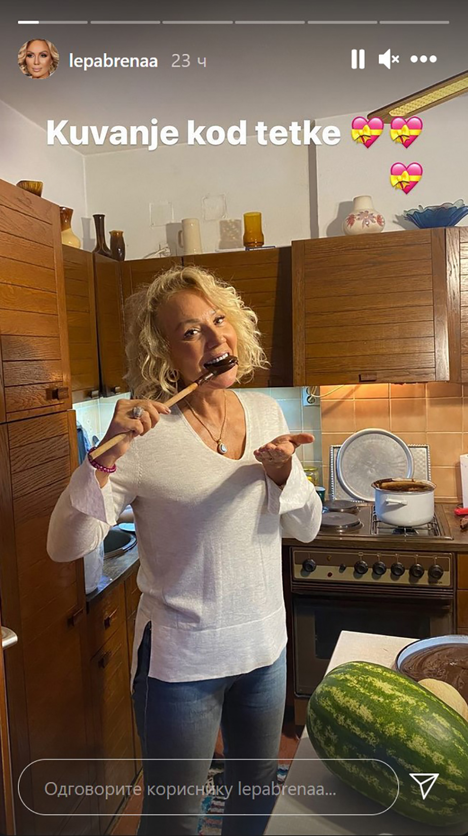 1630349838-lepa-brena-foto-instagram-lepabrenaa.jpg