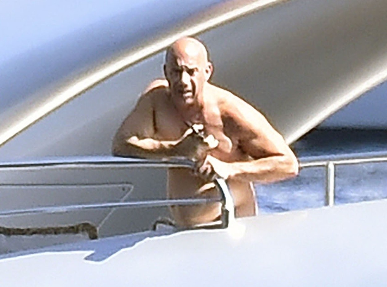 *EXCLUSIVE* *WEB MUST CALL FOR PRICING* The American Actor Vin Diesel flaunts his belly as he goes shirtless while enjoying a family fun day in Portofino!