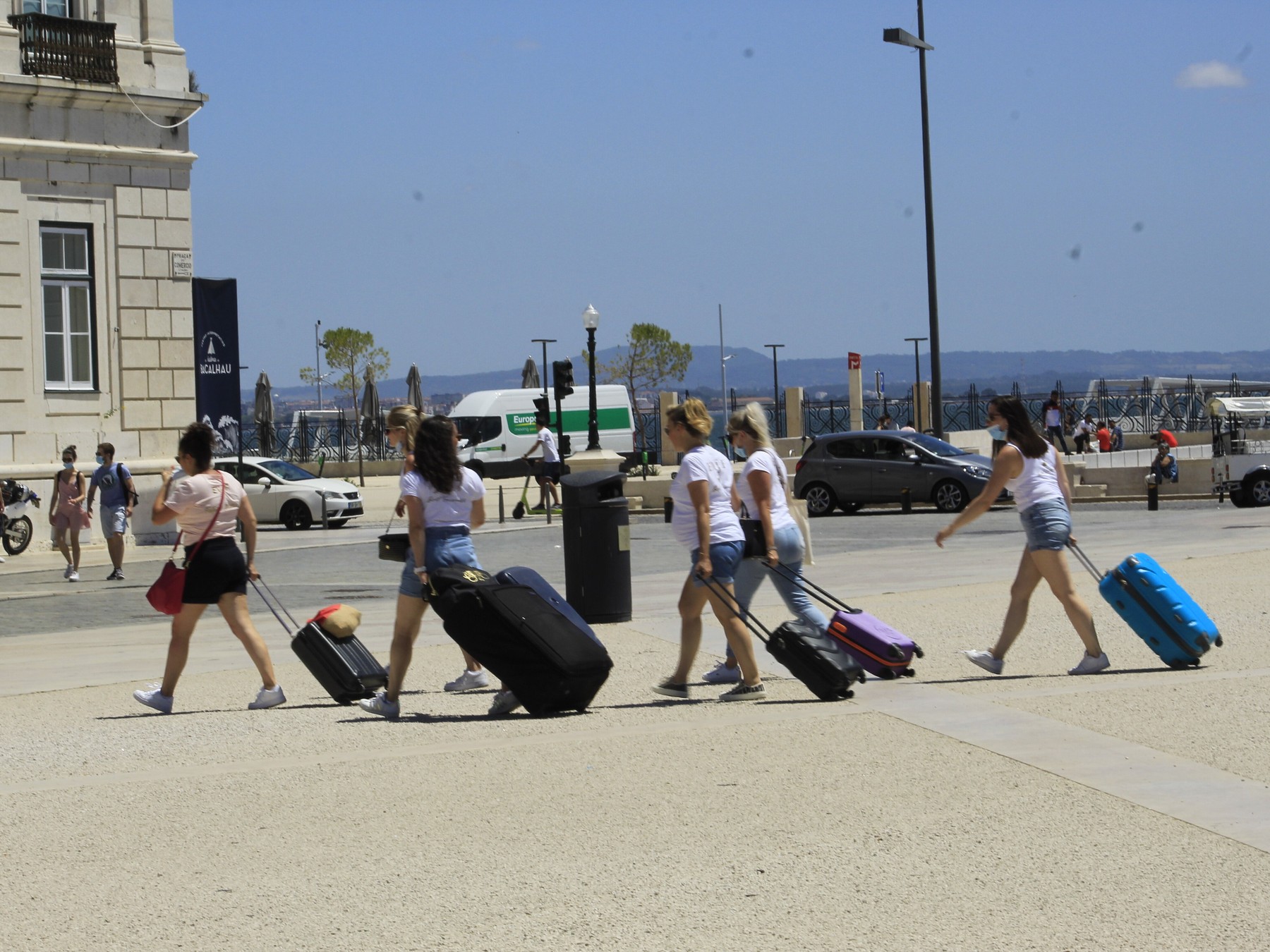 Portugal koronavirus, Movement Of Tourists At Comercio Square, In Lisbon