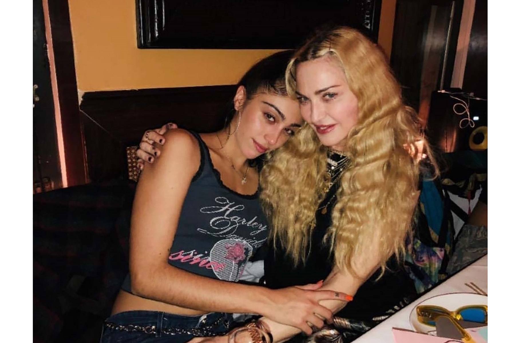Celebrity Social Network Photos!