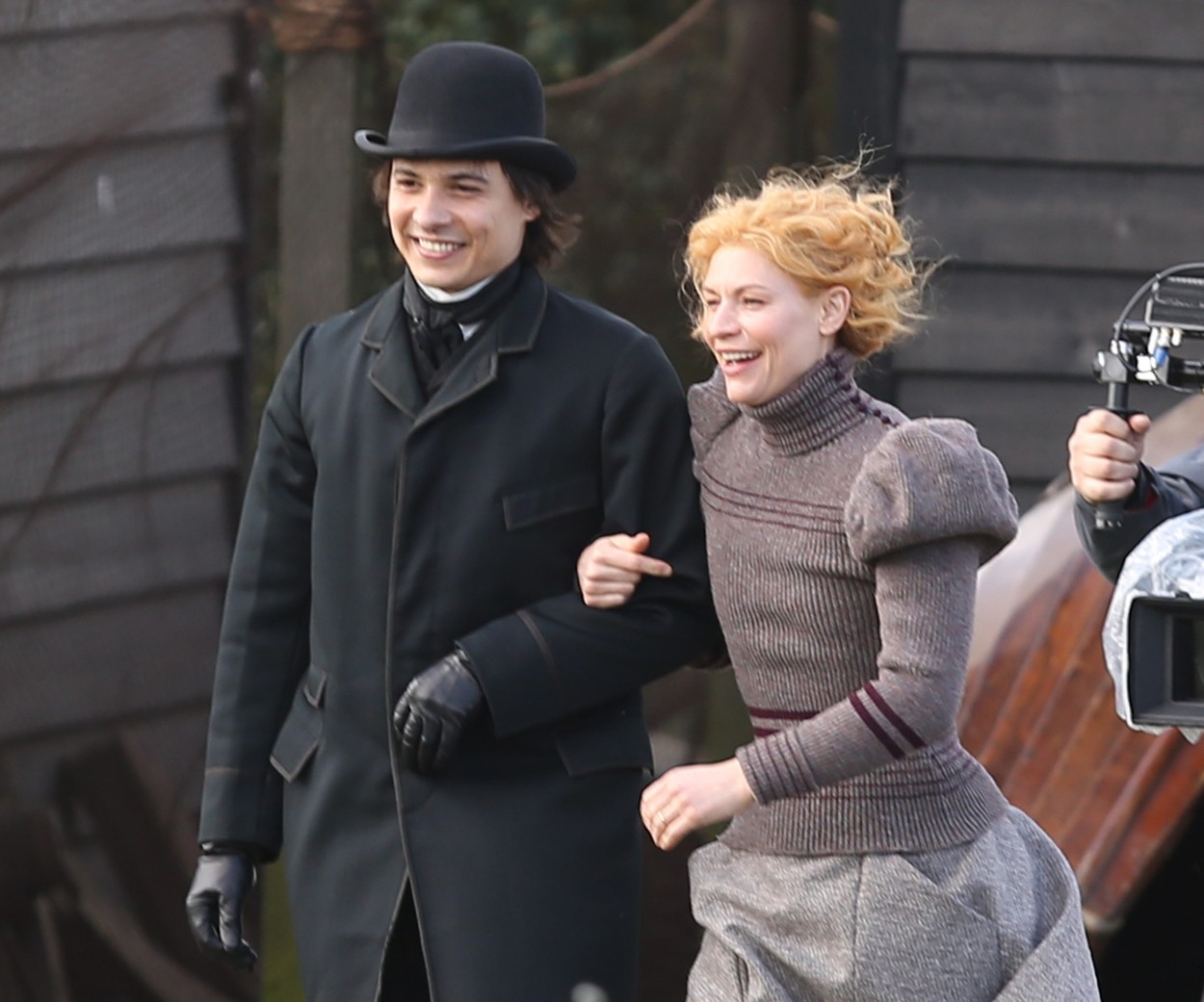 EXCLUSIVE: Claire Danes And Frank Dillane Film Scenes For The Essex Serpent