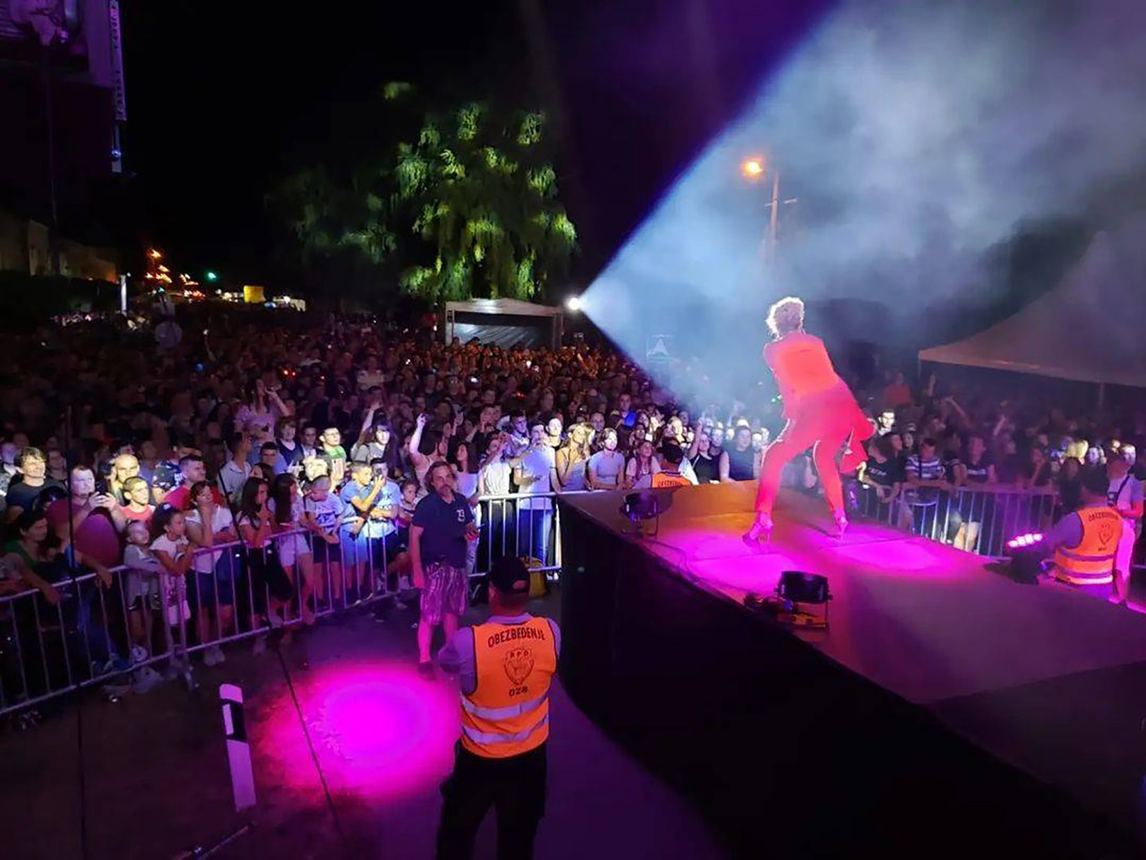 Lepa Brena, koncert Crvenka Foto: Privatna arhiva