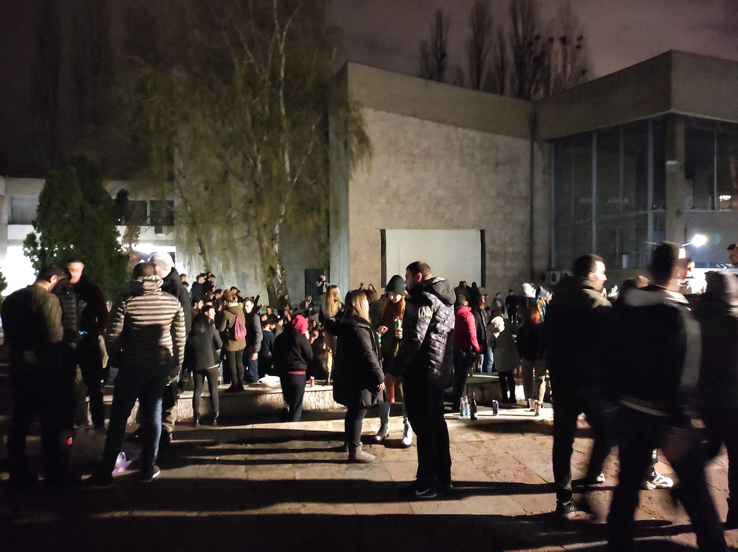 Beograd 04. april 2021. Dan studenata studenti su proslavili u Studentskom gradu Studentski grad zurka okupljanje