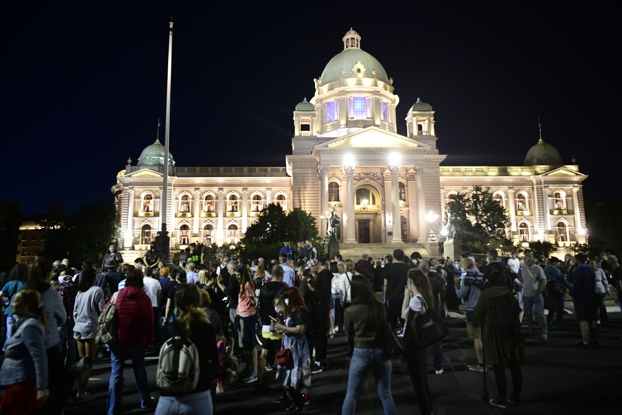 Beograd 13. jul 2020. Sedmi dan protesta ispred Skupstine Srbije Foto:Goran Srdanov/Nova.rs