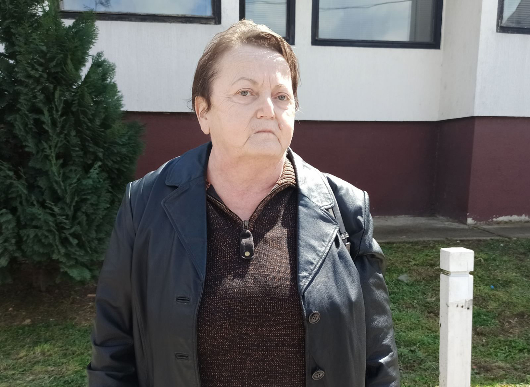 topola  Posteni pronalazac novčanika