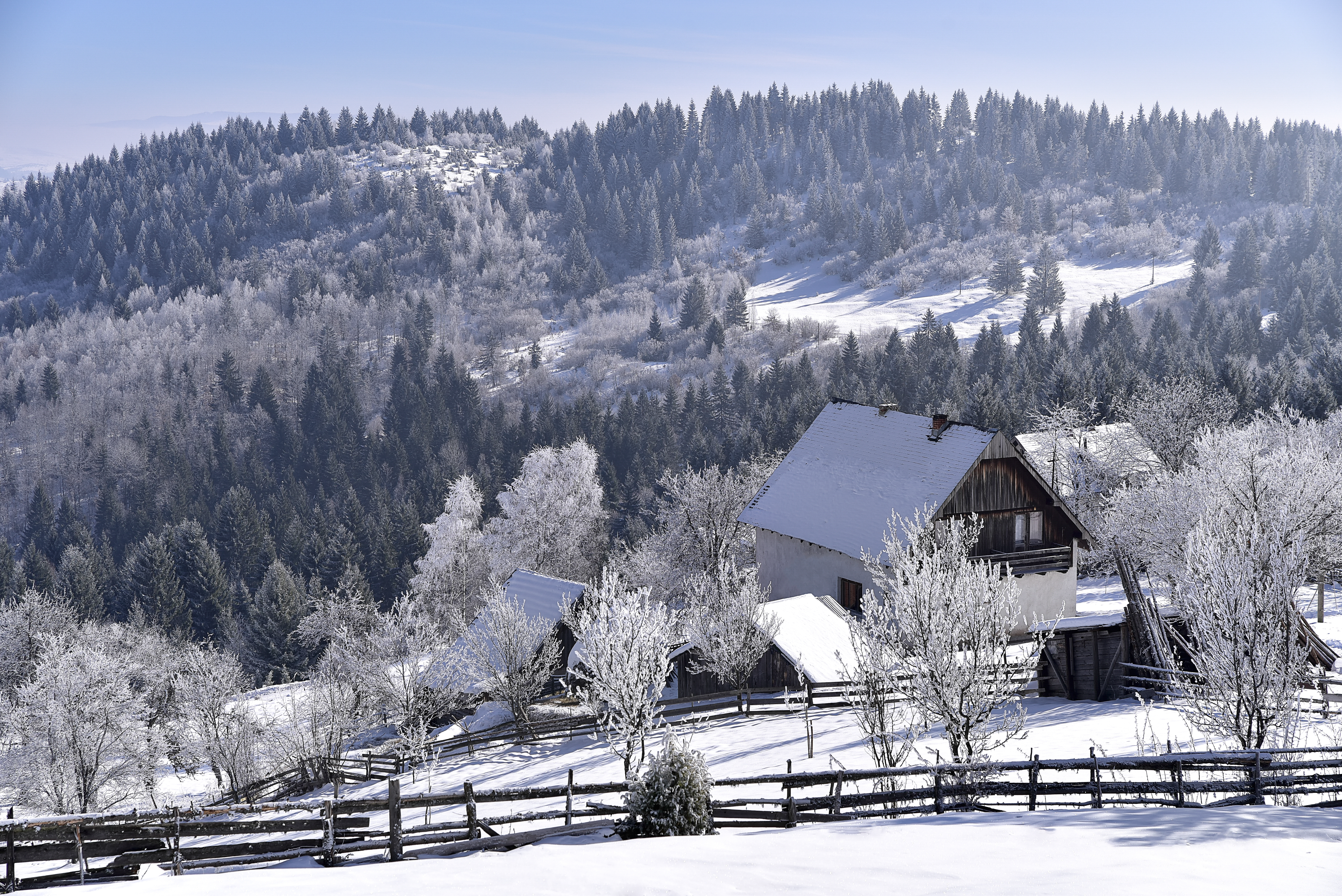 Old,House,In,Winter,Covered,With,Snow,,On,Mountain,Zlatar
