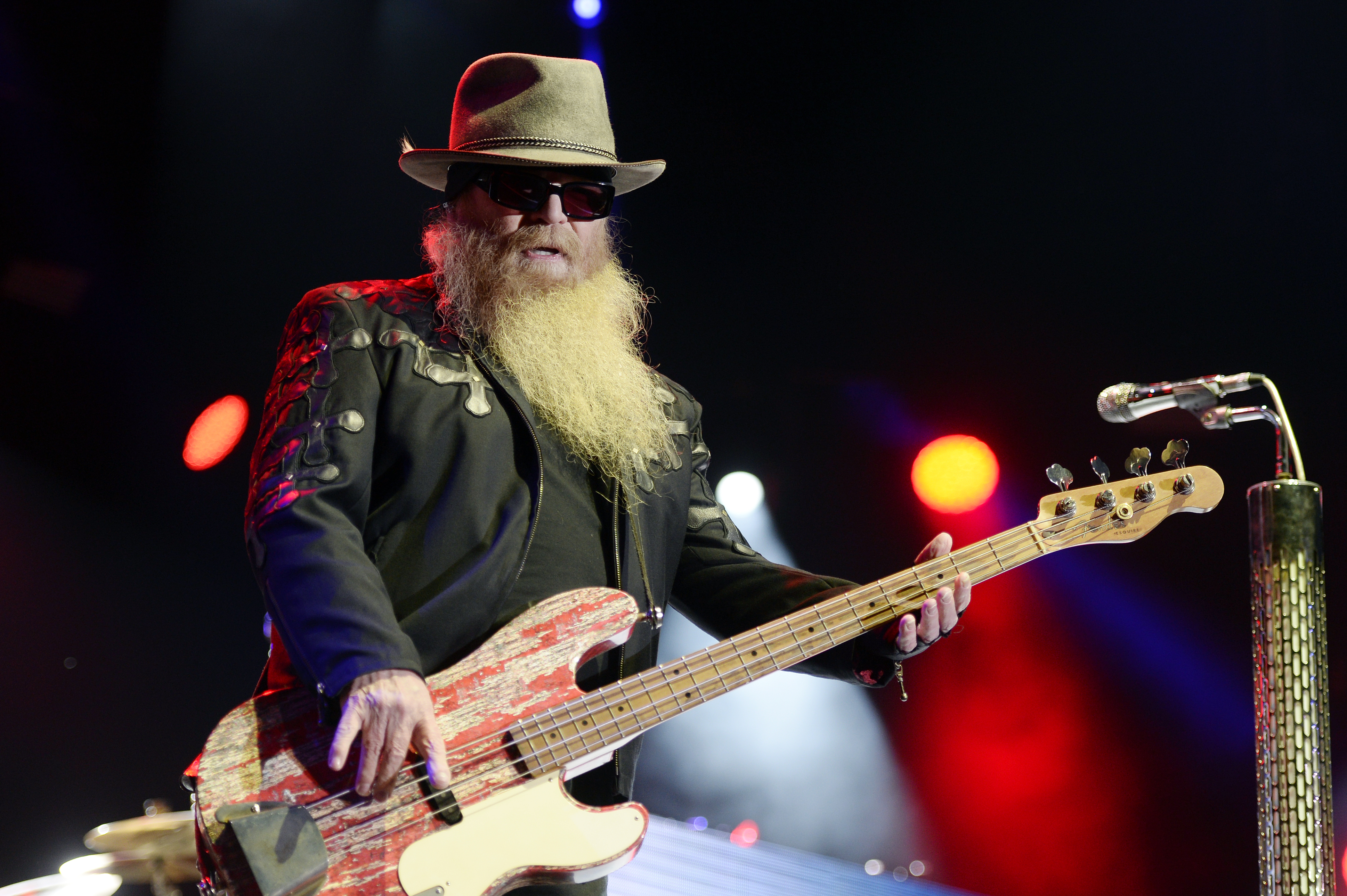 epa04839623 Musician Dusty Hill of US rock band ZZ Top performs on stage at the Live at Sunset Festival in Zurich, Switzerland, 09 July 2015.  EPA/WALTER BIERI