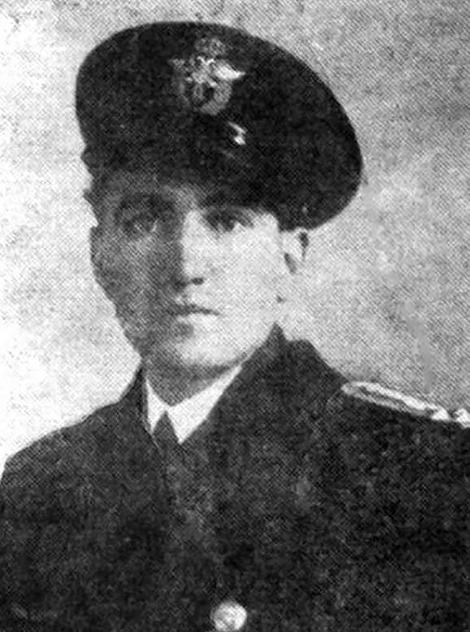 Šumadinci podigli spomenik Nemcu poginulom 1941. Nemac Oto Sep, pilot lovačkog aviona ‘’Hoker Fjuri’’, poginuo je 6.aprila 1941.godine iznad Gledićkih
planina u Šumadiji. Meštani sela Dulene podigli spomenik