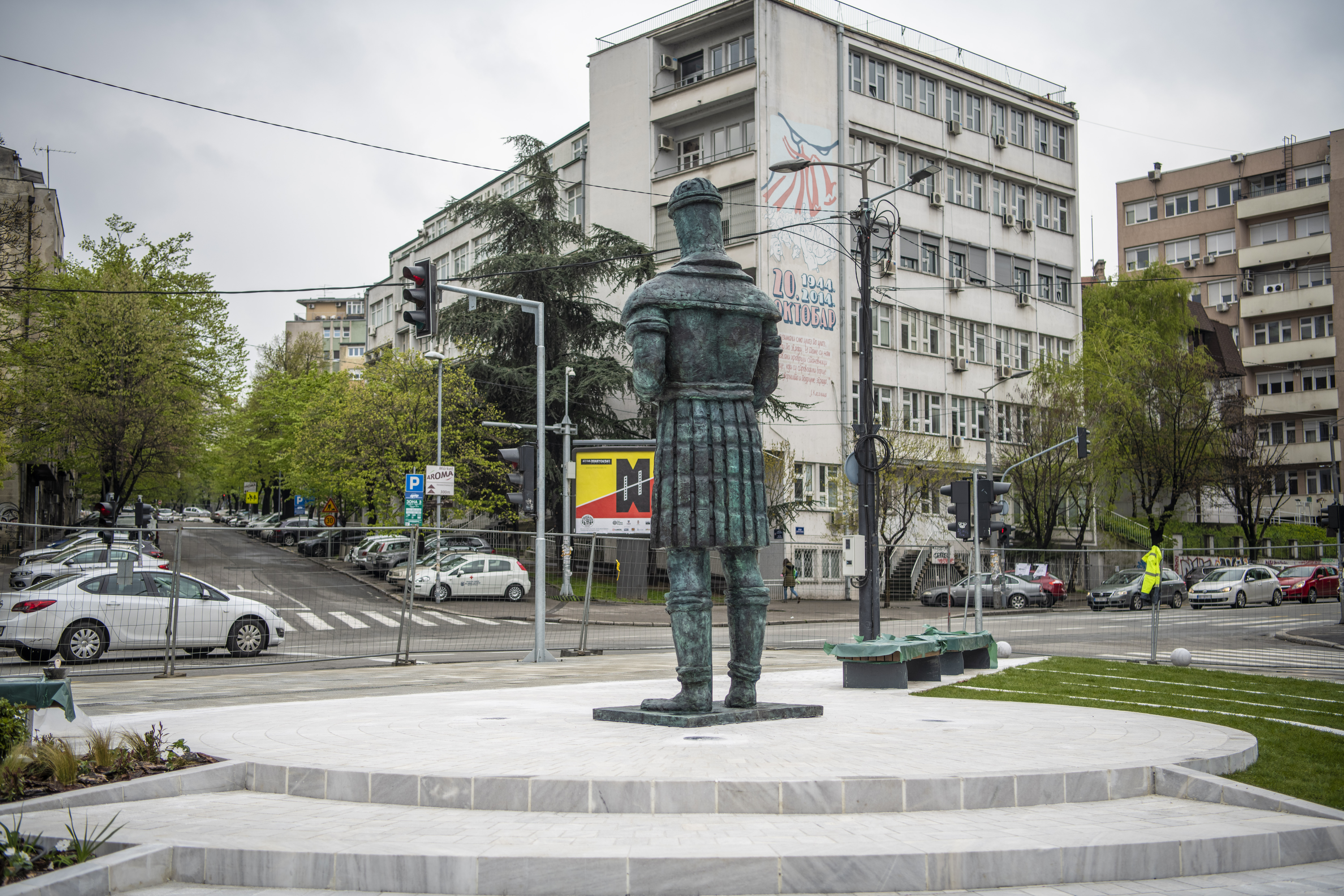 Beograd 18.04.2021. Spomenik despotu Stefanu Lazareviću, ugao Palmotićeve i Bulevara despota Stefana, skver, Dorćolm, postavljen spomenik Foto: Dragan Mujan/Nova.rs