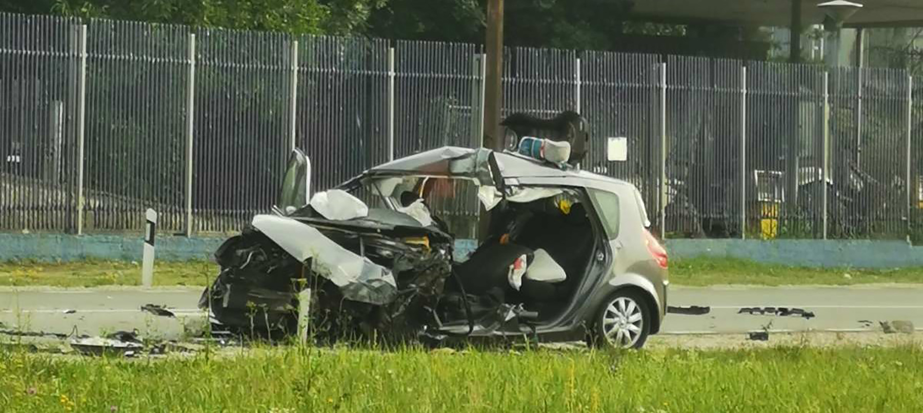 IMG-3c1f519cf1c5e8afadd41a4b60330a9f-V (2)