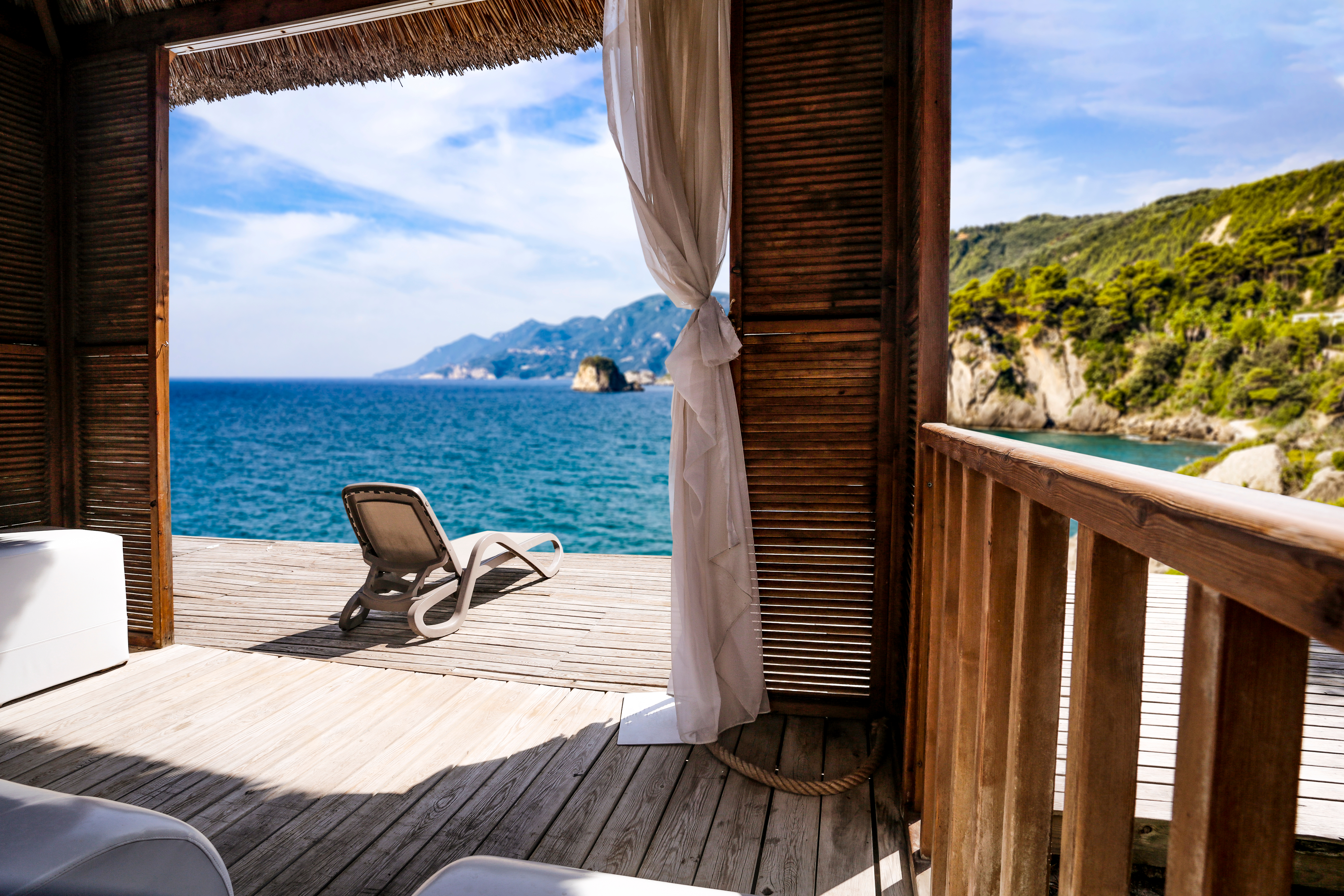 Glamping,Holidays.,A,Beautiful,View,Of,Island,,Sea,,Mountains,And