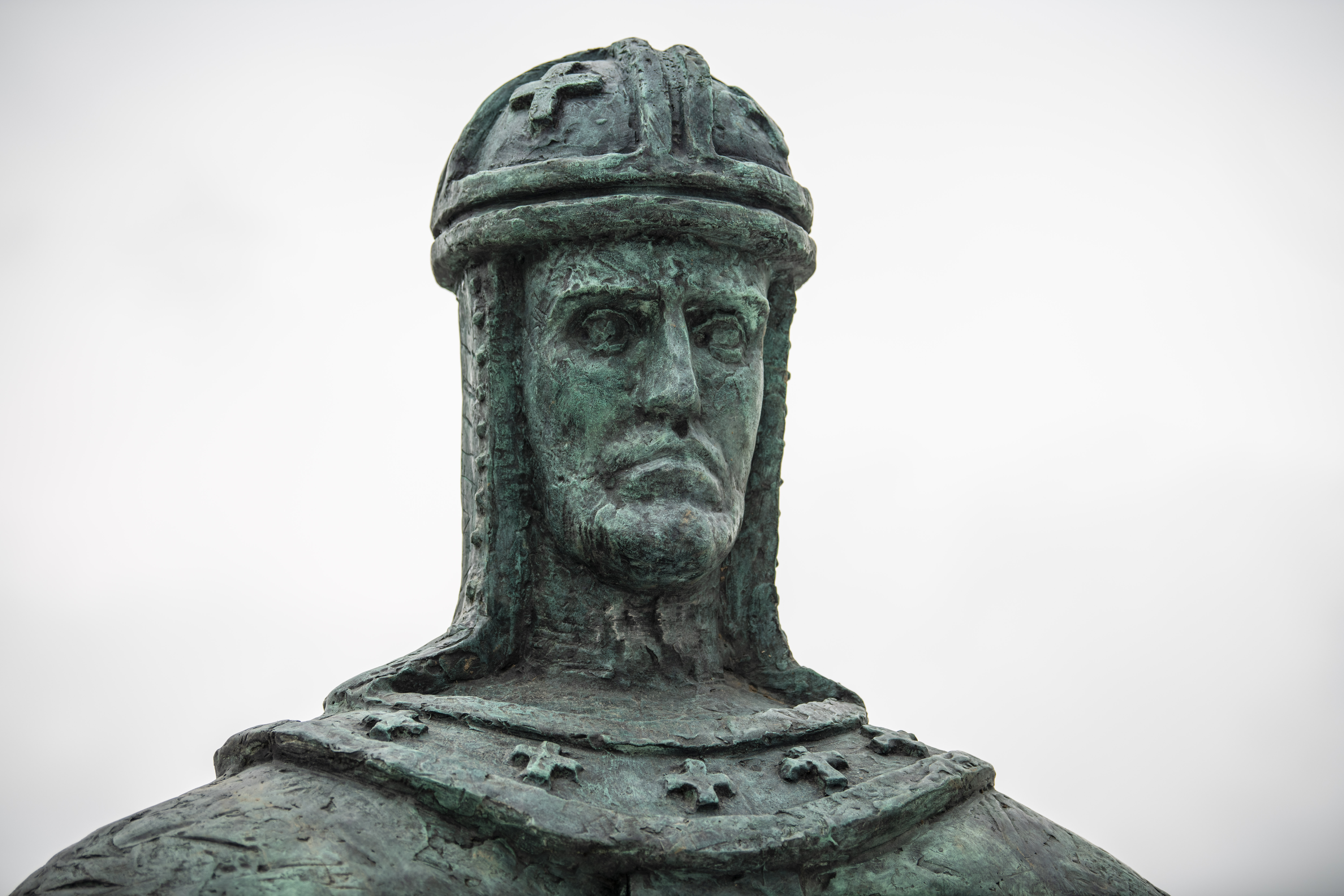 Beograd 18.04.2021. Spomenik despotu Stefanu Lazareviću, ugao Palmotićeve i Bulevara despota Stefana, skver, Dorćolm, postavljen spomenik Foto: Dragan Mujan/Nova.rs